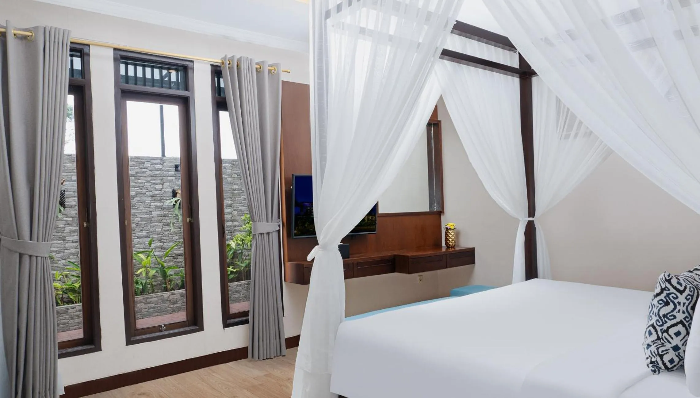 Bedroom, Bed in Grand Sunshine Resort & Convention