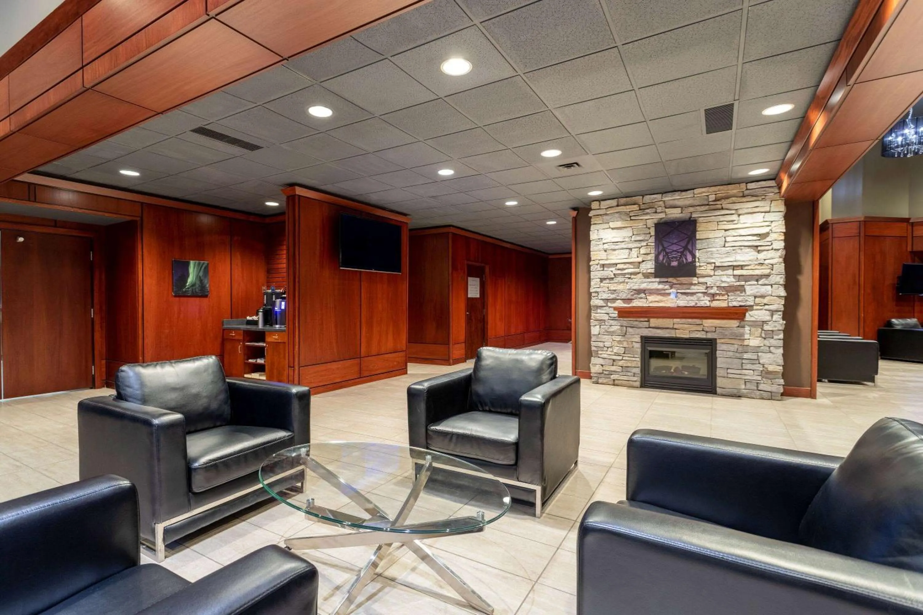 Lobby or reception in Ramada by Wyndham Northern Grand Hotel & Conference Centre