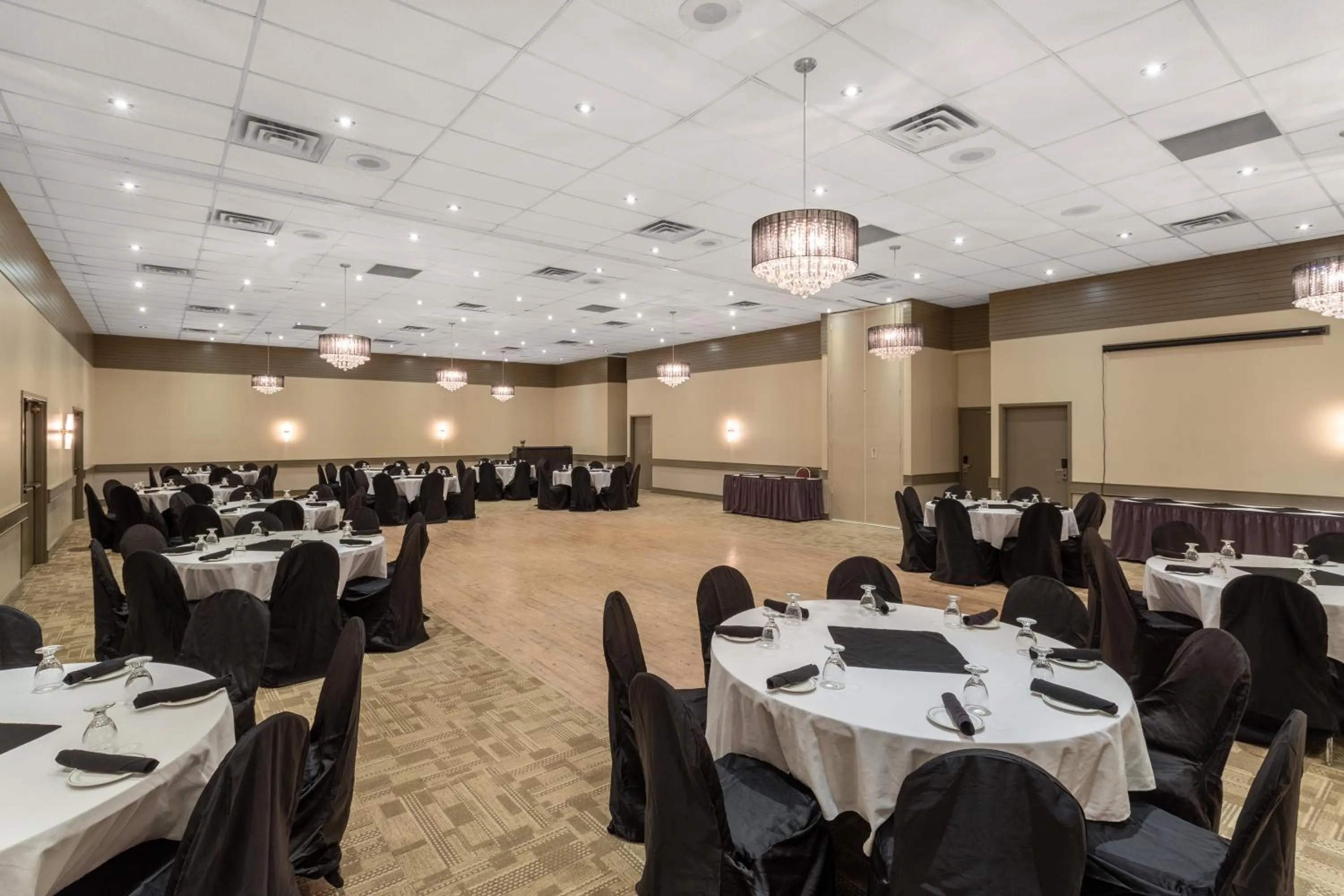 Banquet/Function facilities in Ramada by Wyndham Northern Grand Hotel & Conference Centre