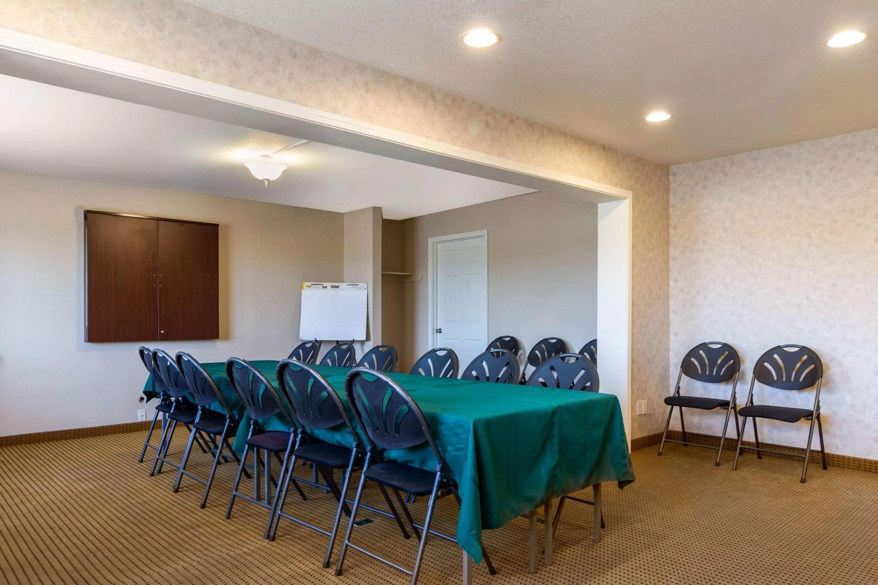 Meeting/conference room in Auburn House Hotel