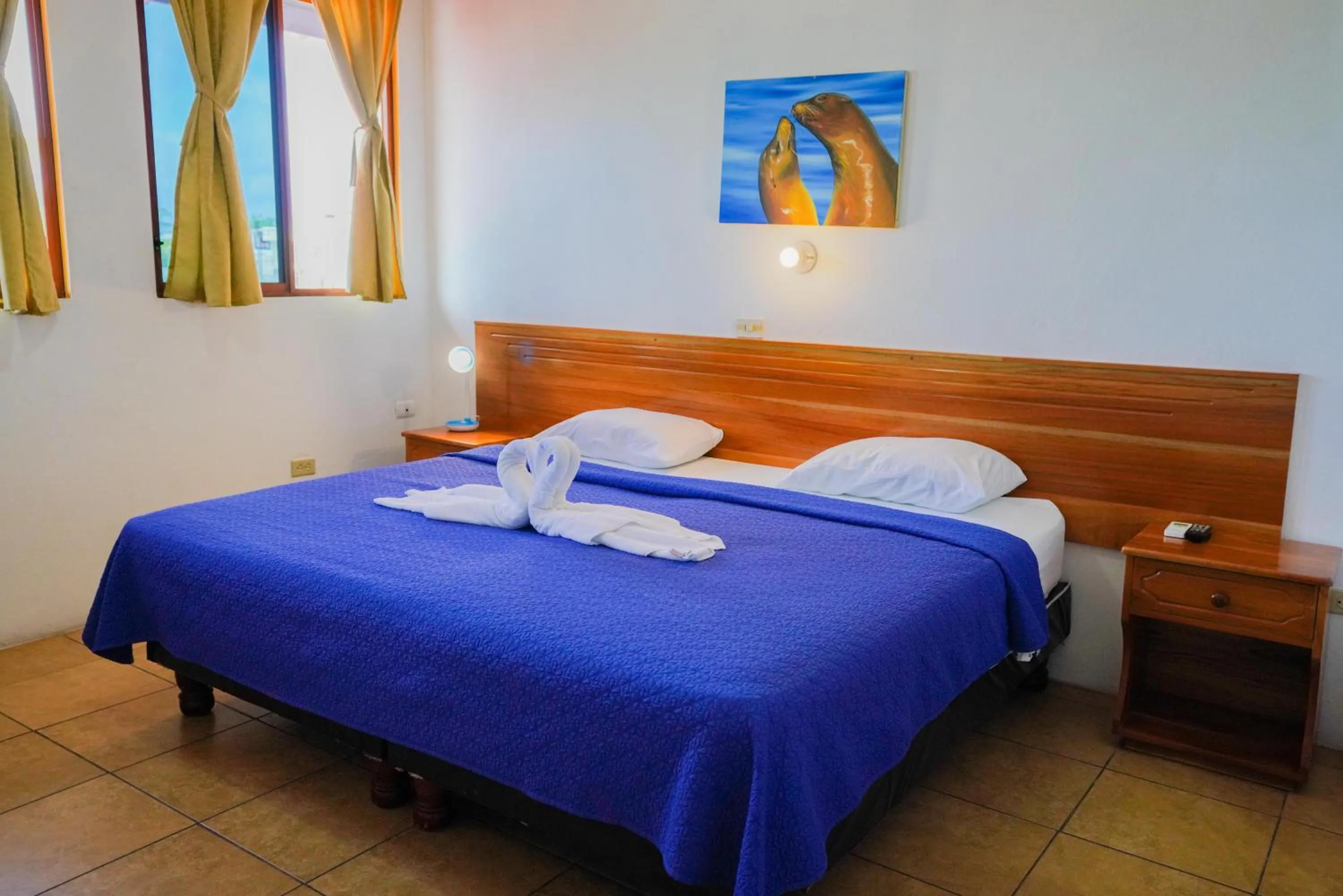 Bed in Galapagos Verde Azul