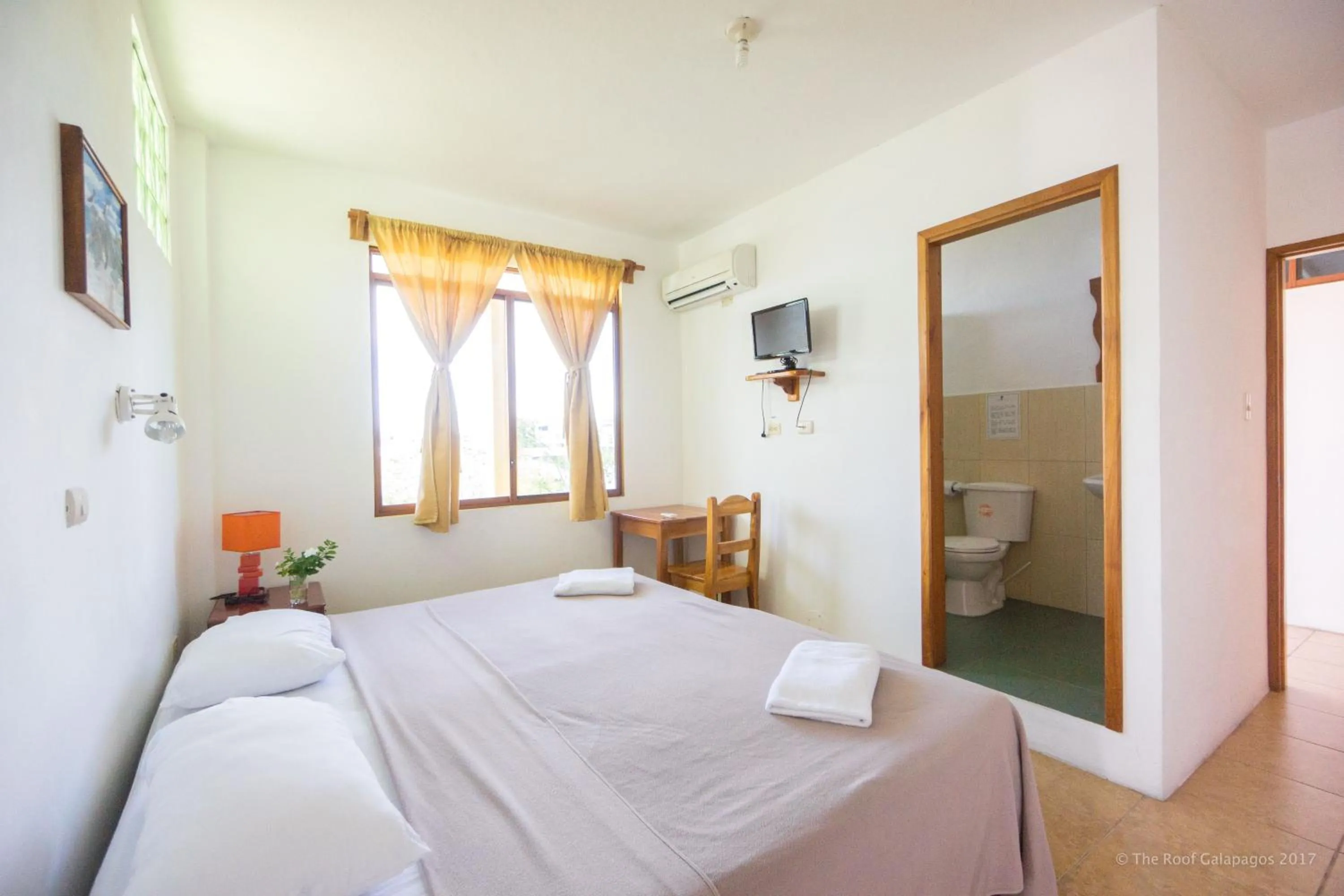 Bed in Galapagos Verde Azul