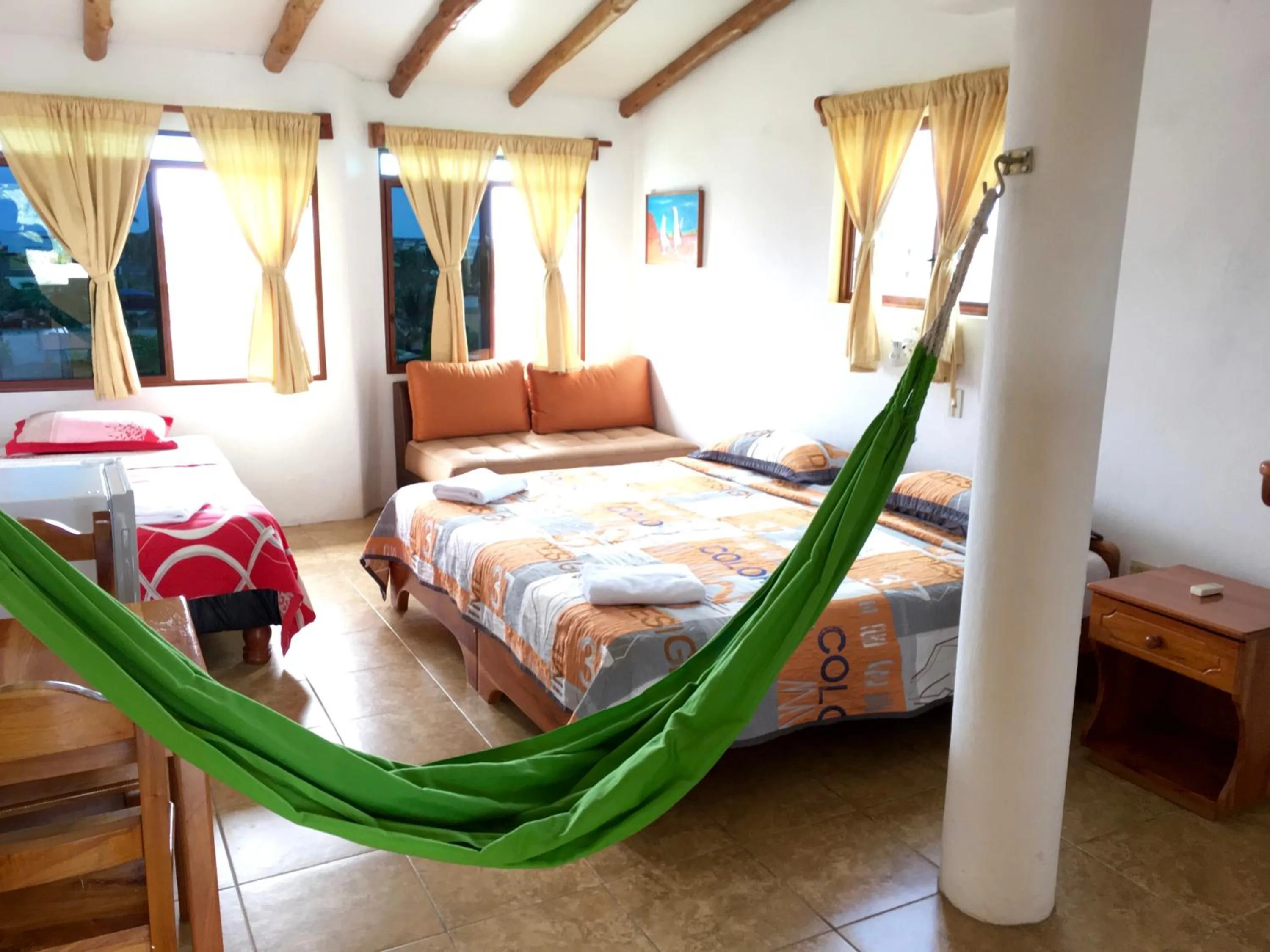 Bird's eye view, Bed in Galapagos Verde Azul