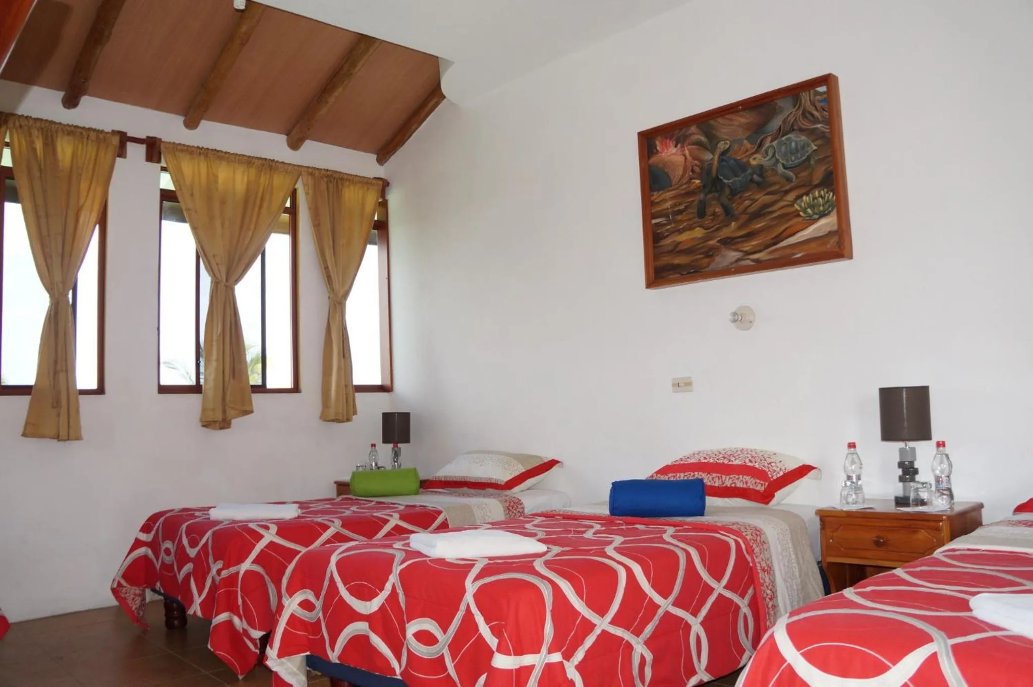 Bed in Galapagos Verde Azul