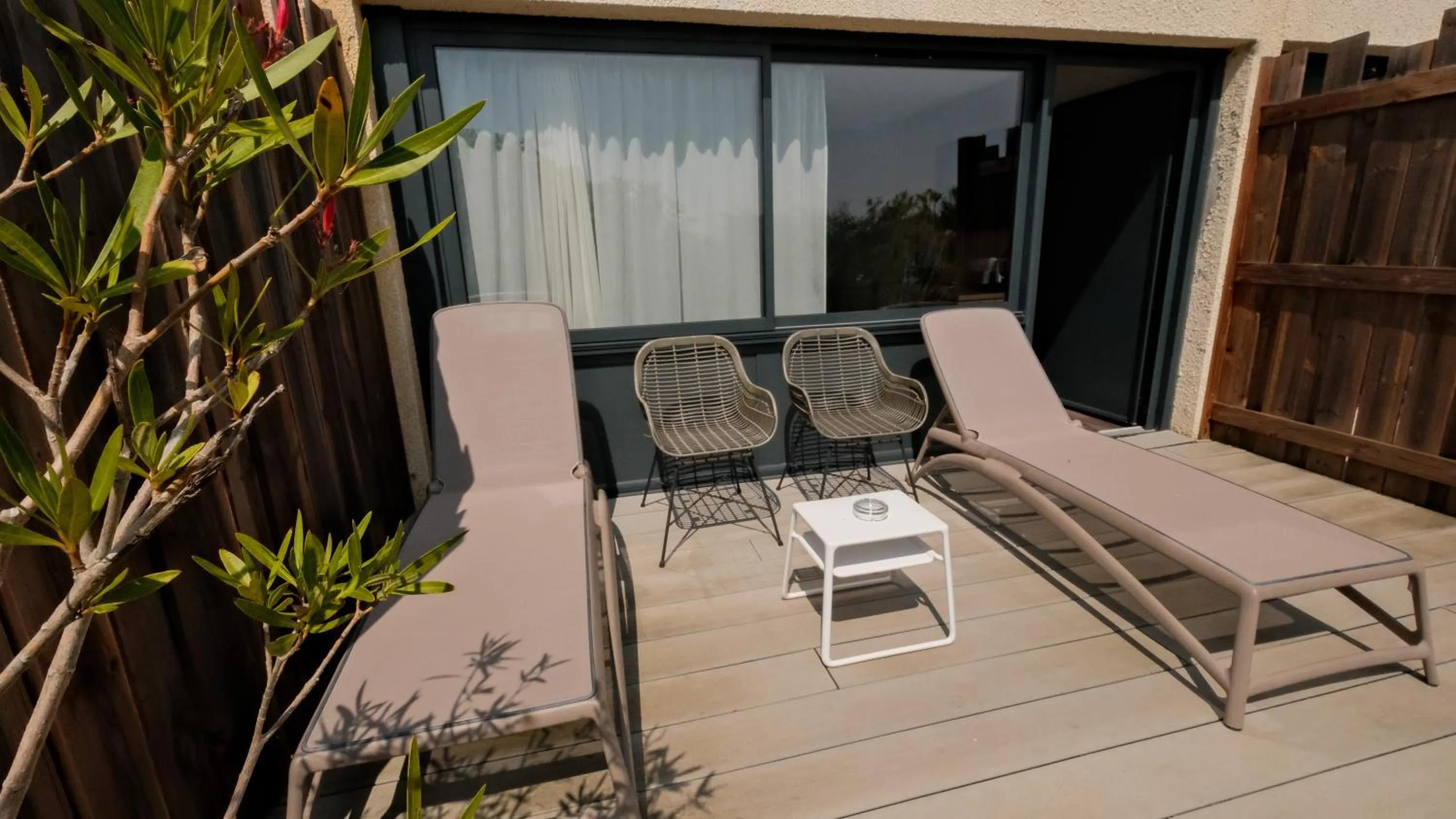 Day in Le Bois d'Imbert - Memory Collection