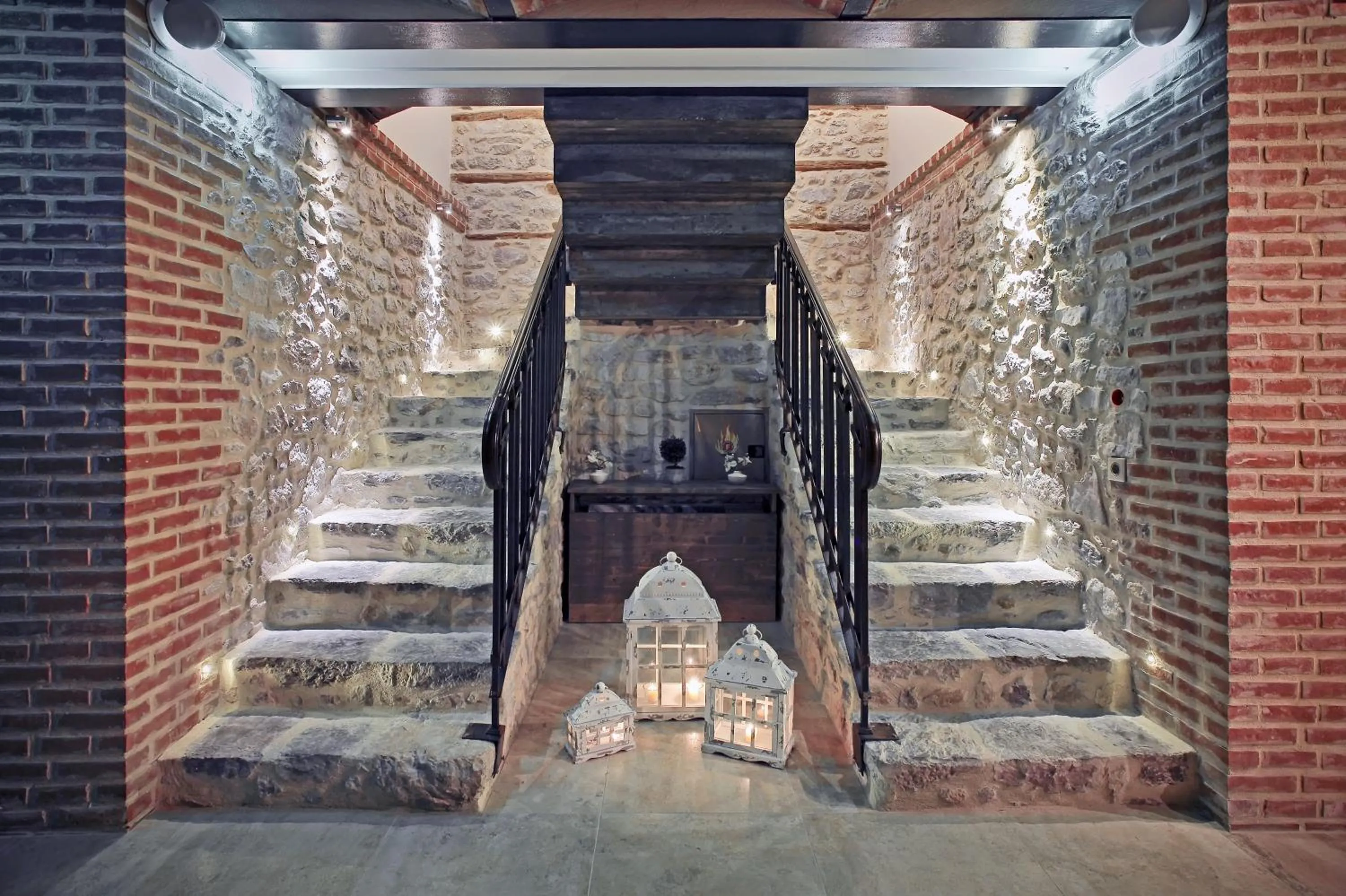 Decorative detail in Hotel Doltso