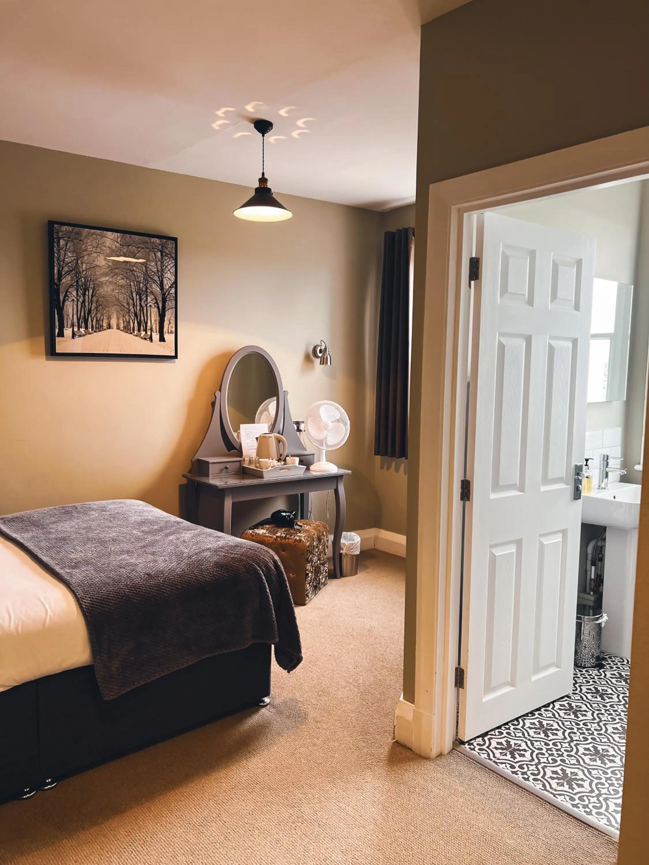 Bed in The Kings Arms