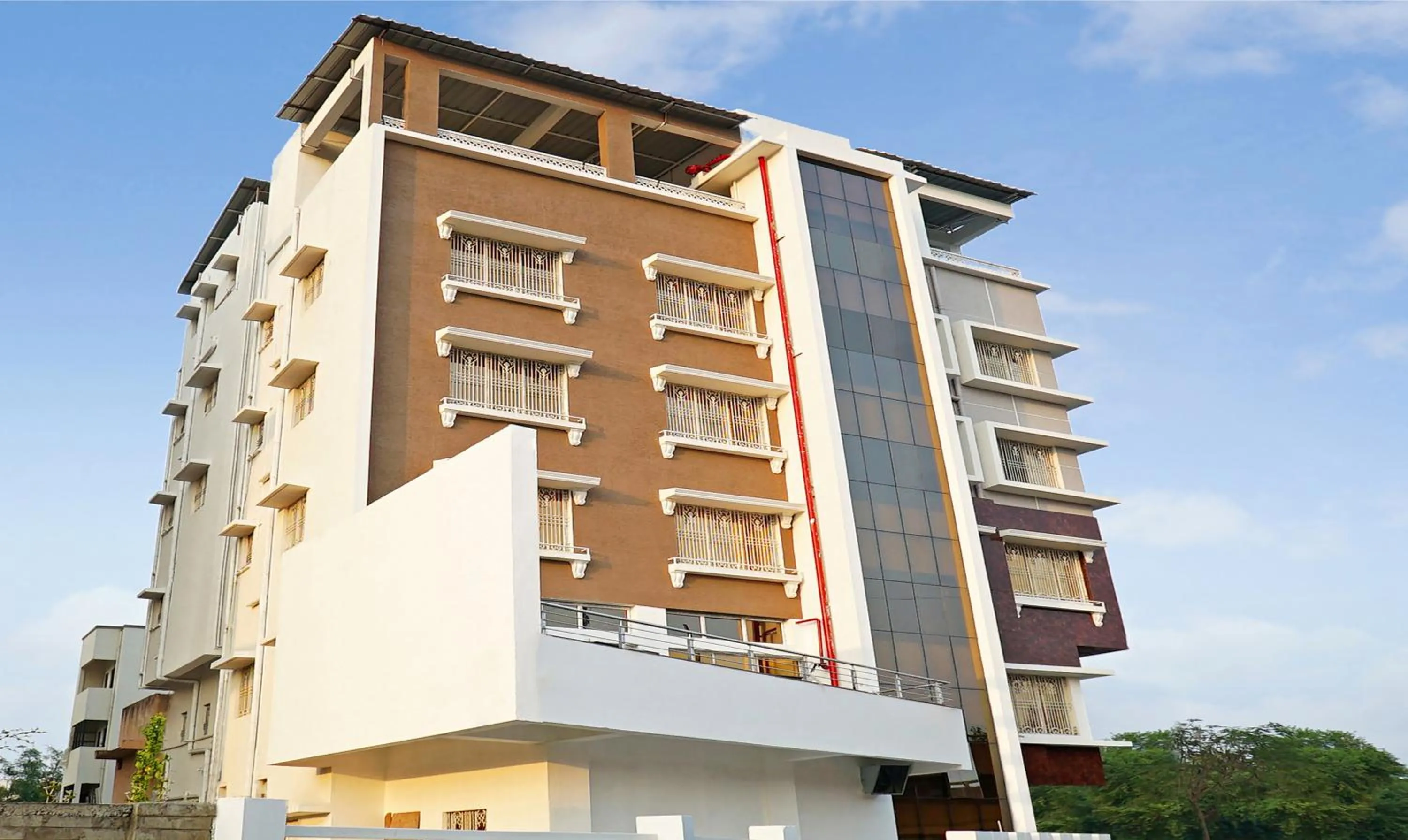 Facade/entrance in Treebo Hotel A1