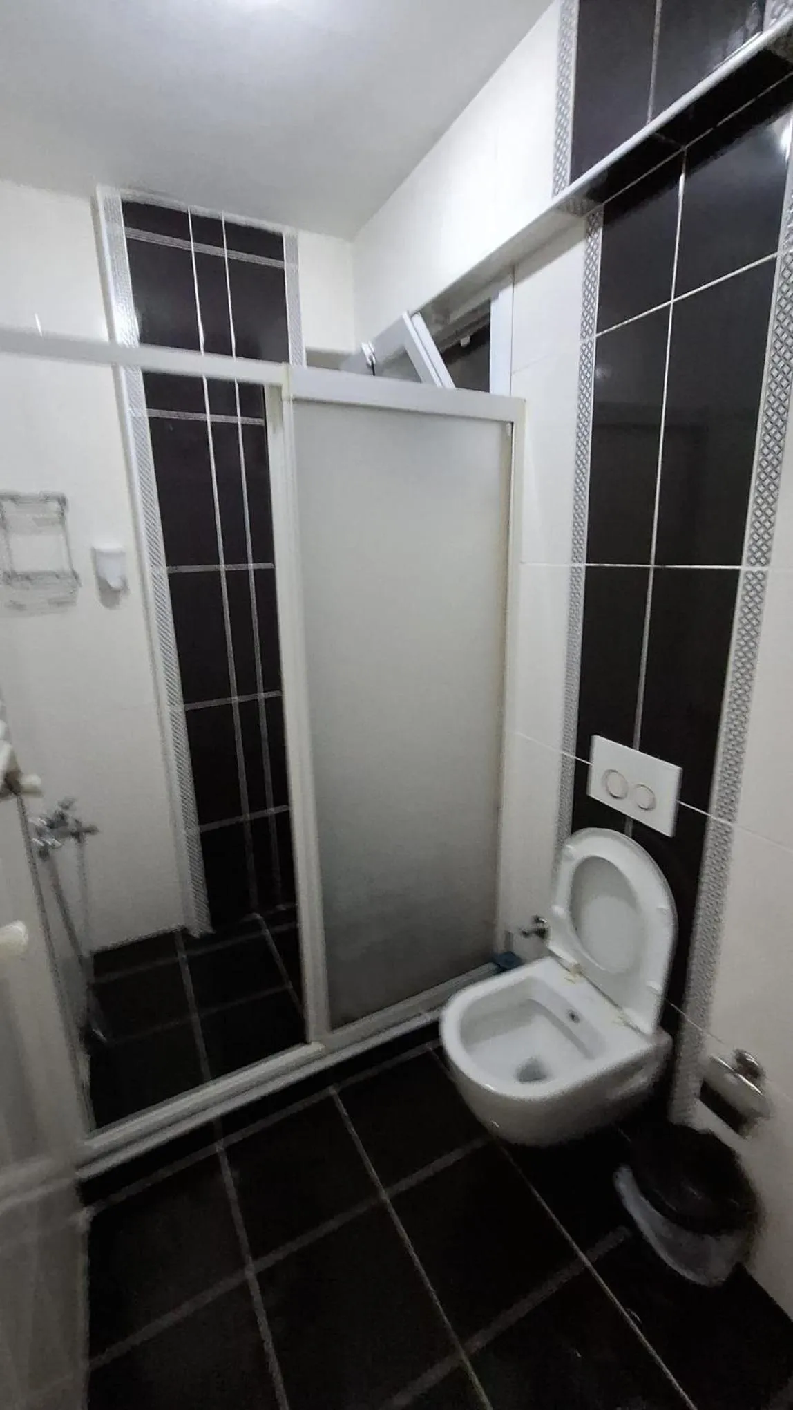 Toilet in Burak Apart