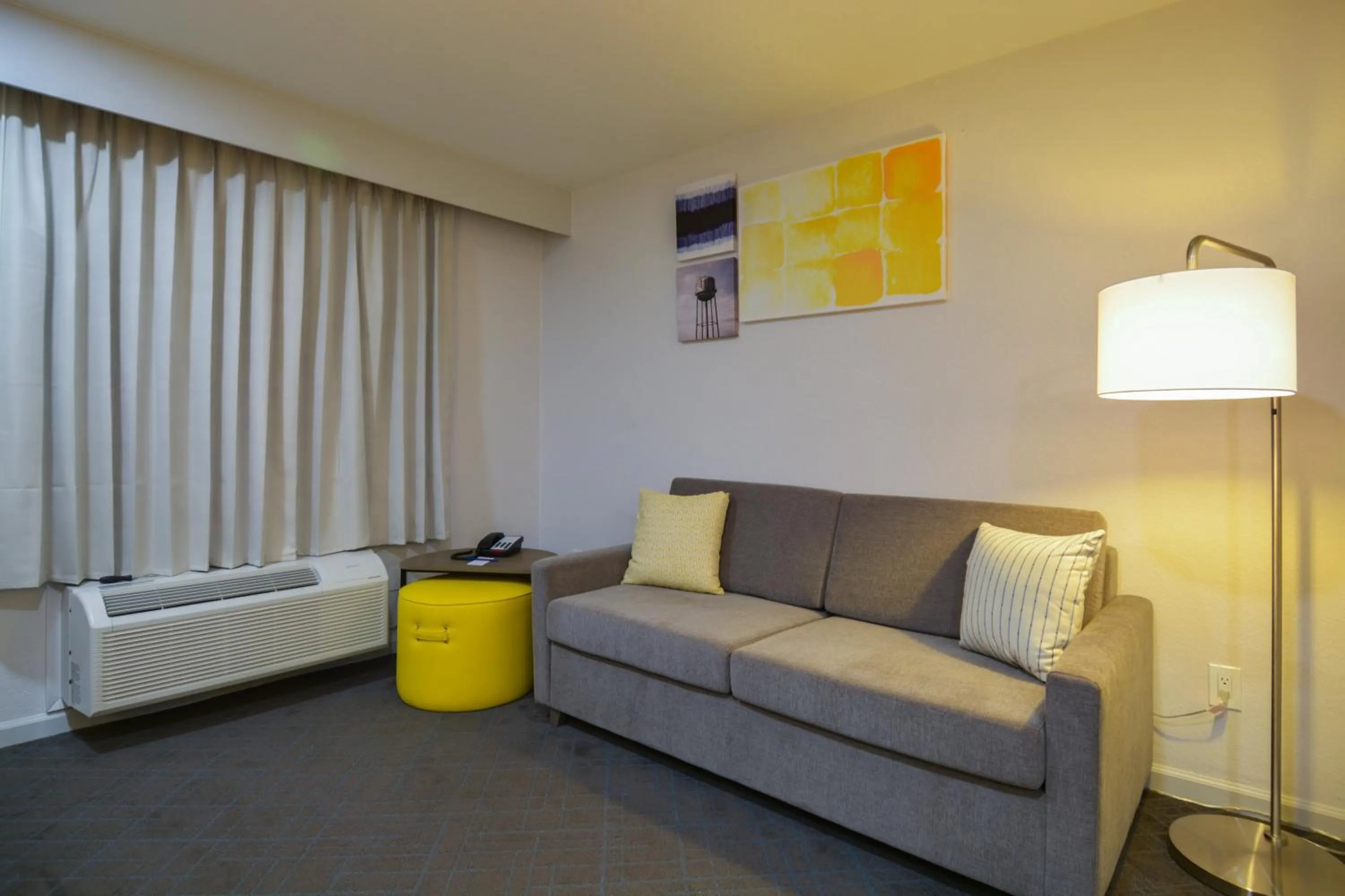 Comfort Inn & Suites Moreno Valley near March Air Reserve Base