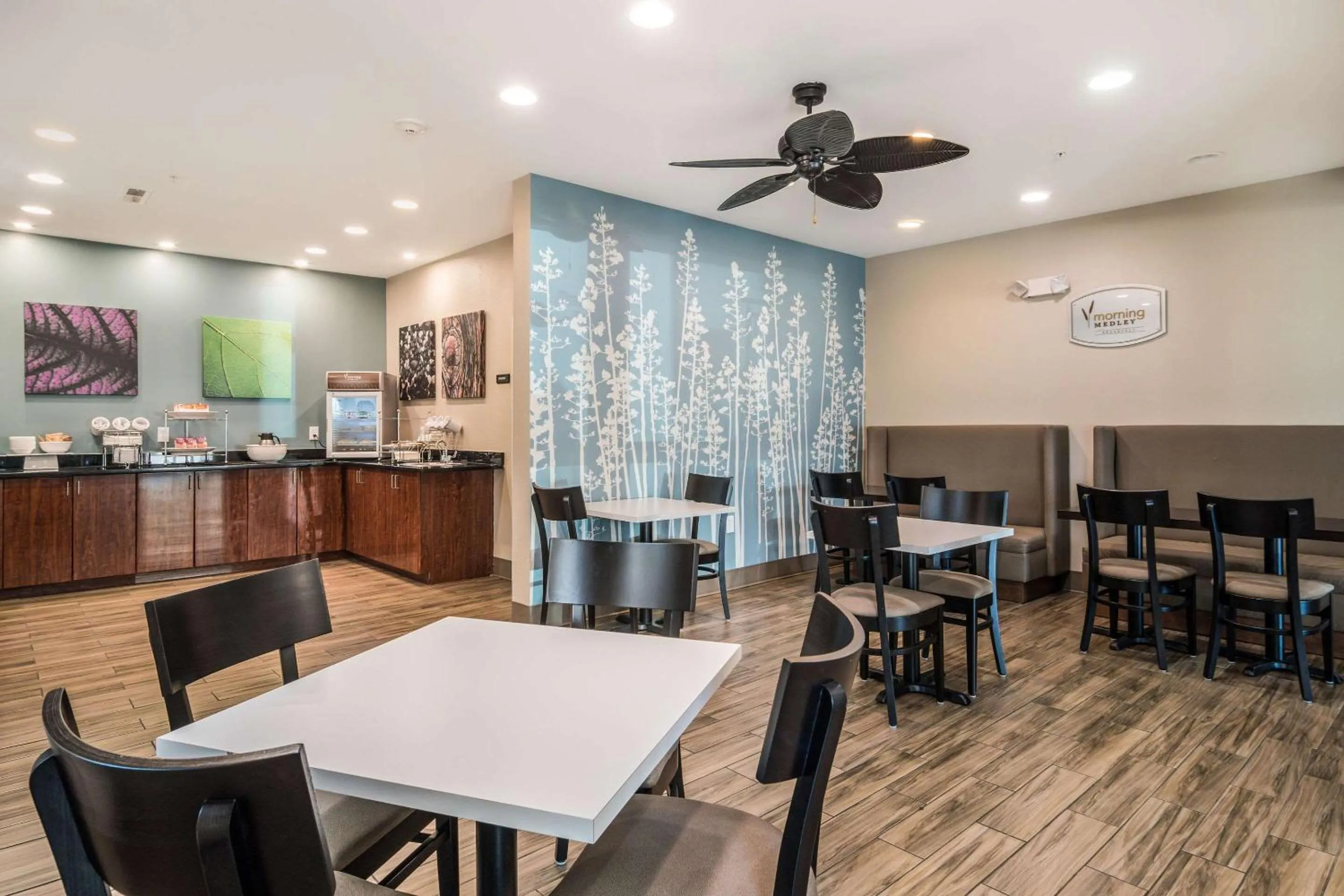 Restaurant/places to eat in Sleep Inn & Suites At Kennesaw State University