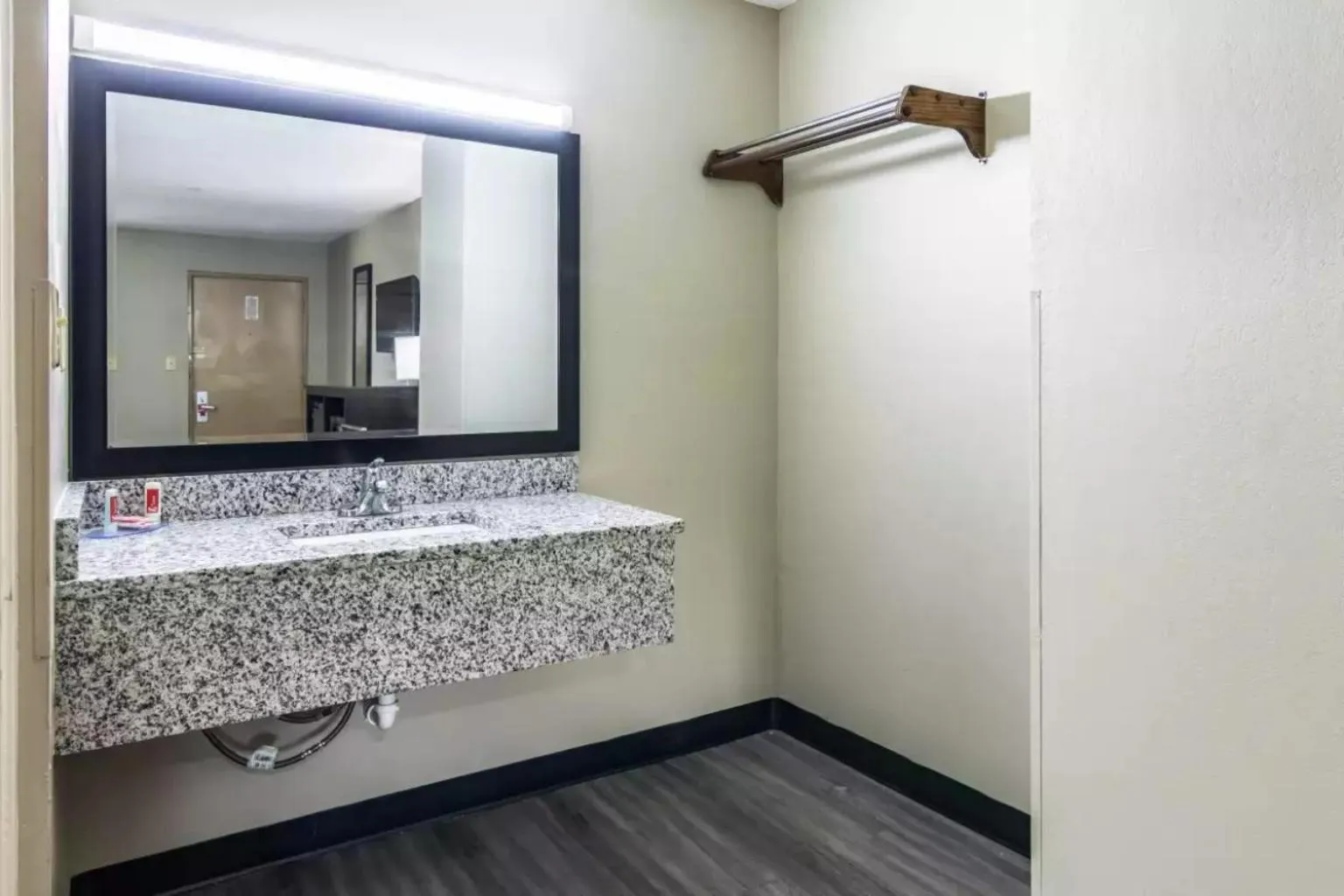 Bathroom in Americas Best Value Inn Opelika