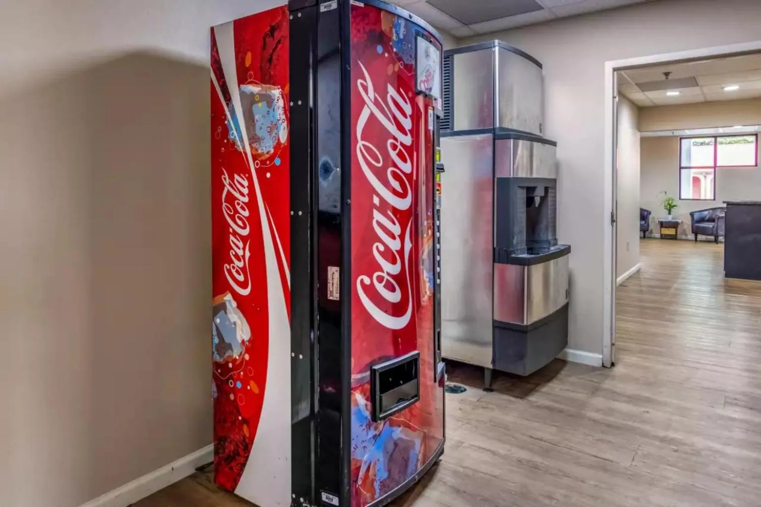 vending machine in Americas Best Value Inn Opelika