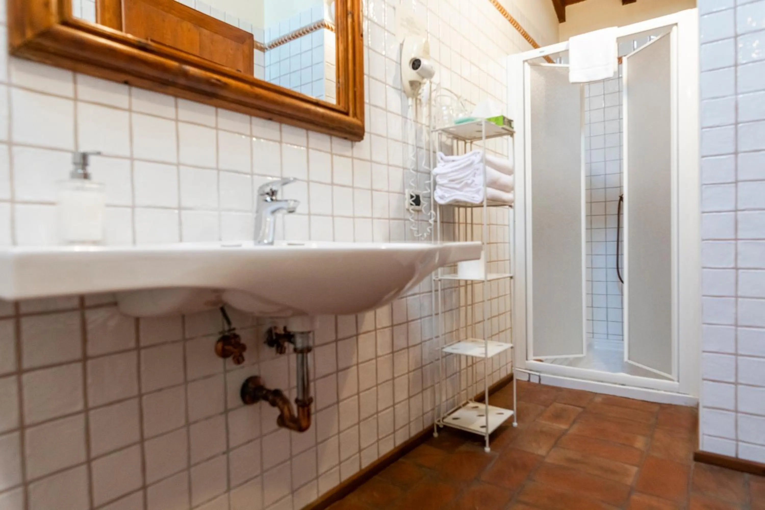 Shower in Musella Winery & Relais