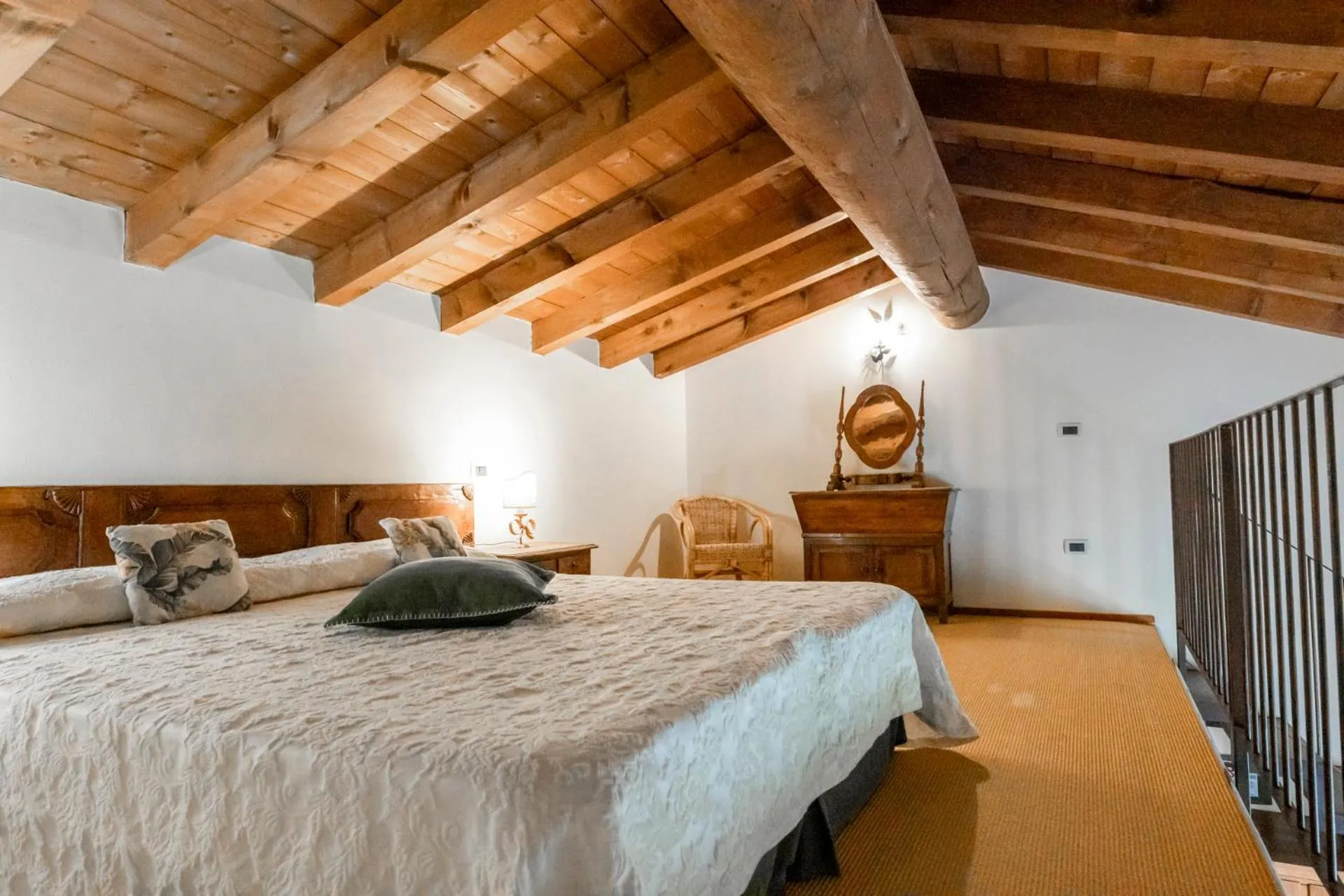 Bed in Musella Winery & Relais