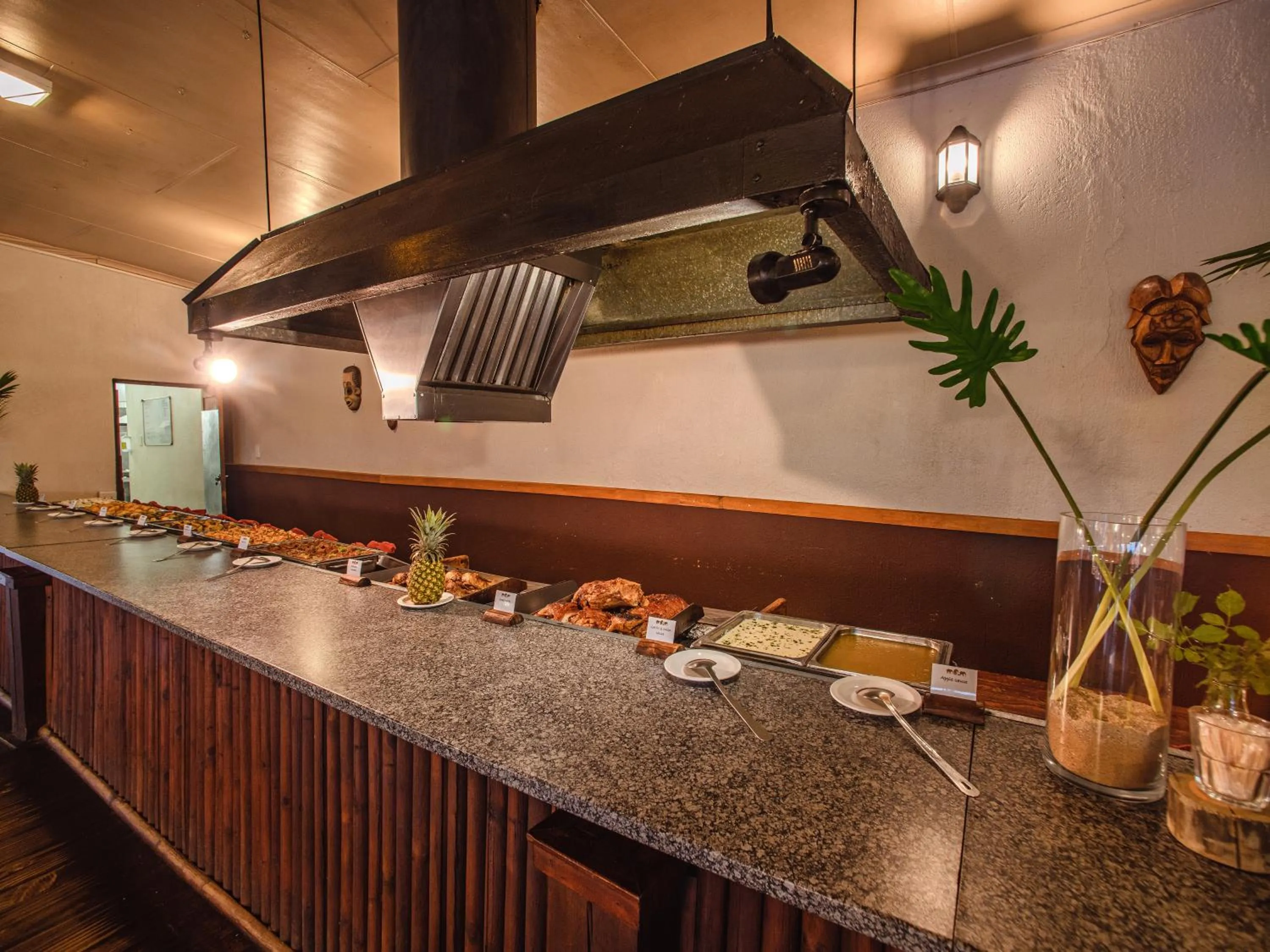 Food and drinks in Nkambeni Safari Camp