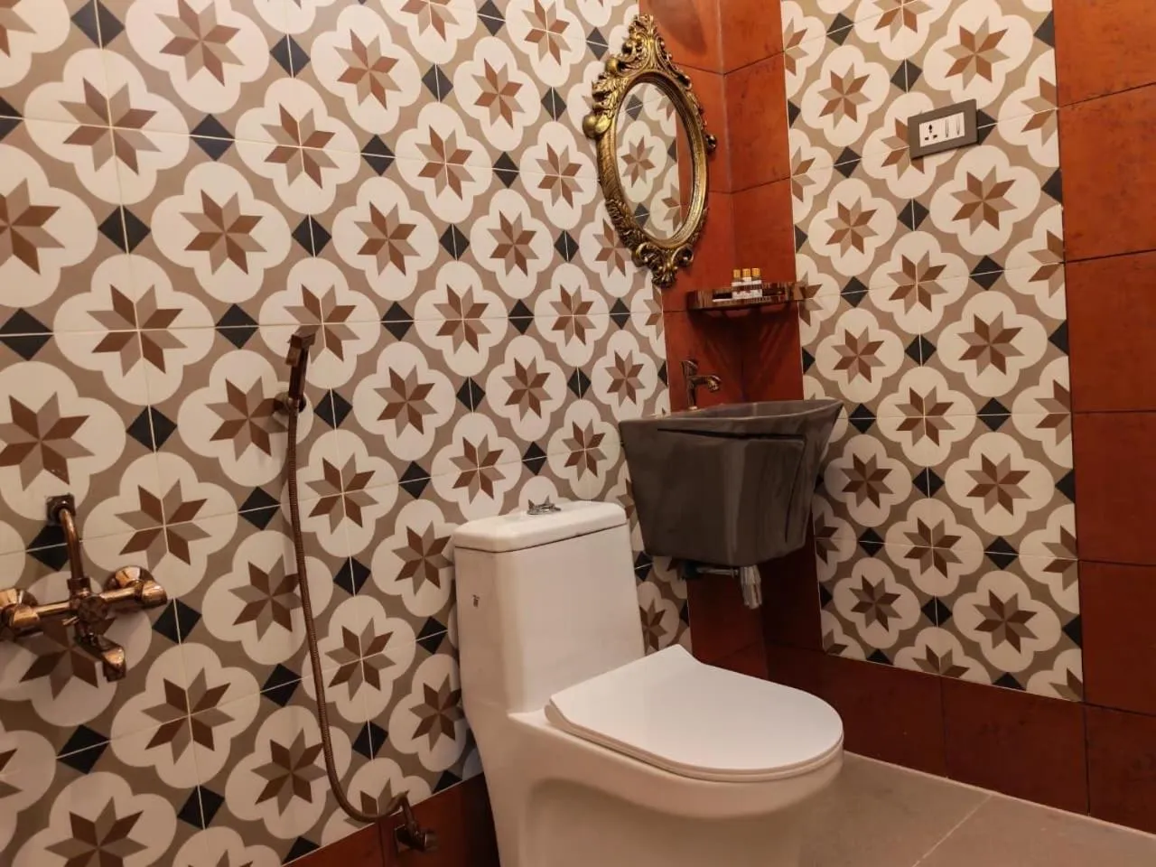 Chola Heritage Resort