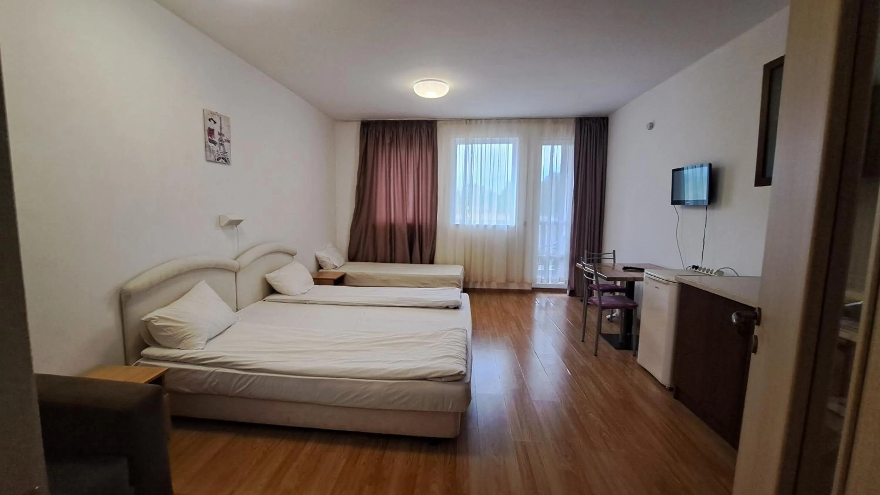 Bed in Thermal Hotel Seven Seasons