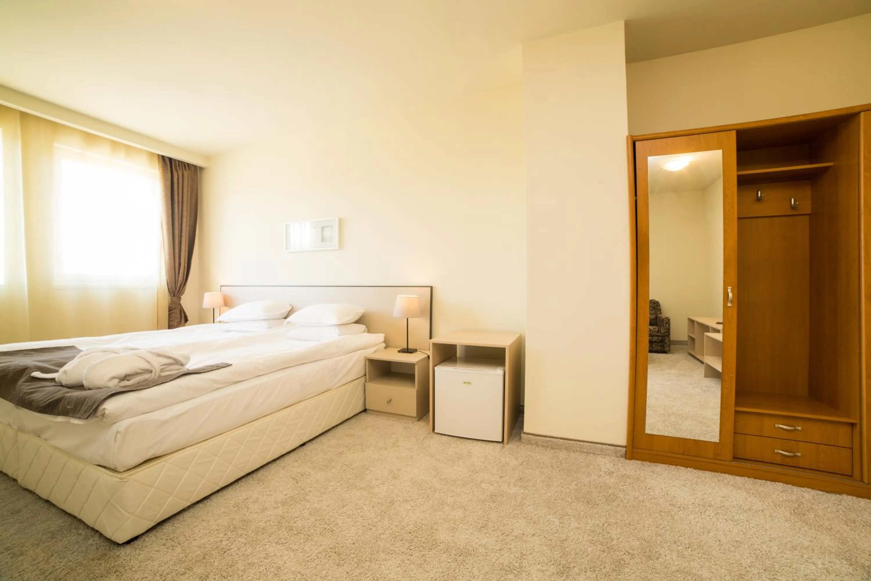 Bed in Thermal Hotel Seven Seasons