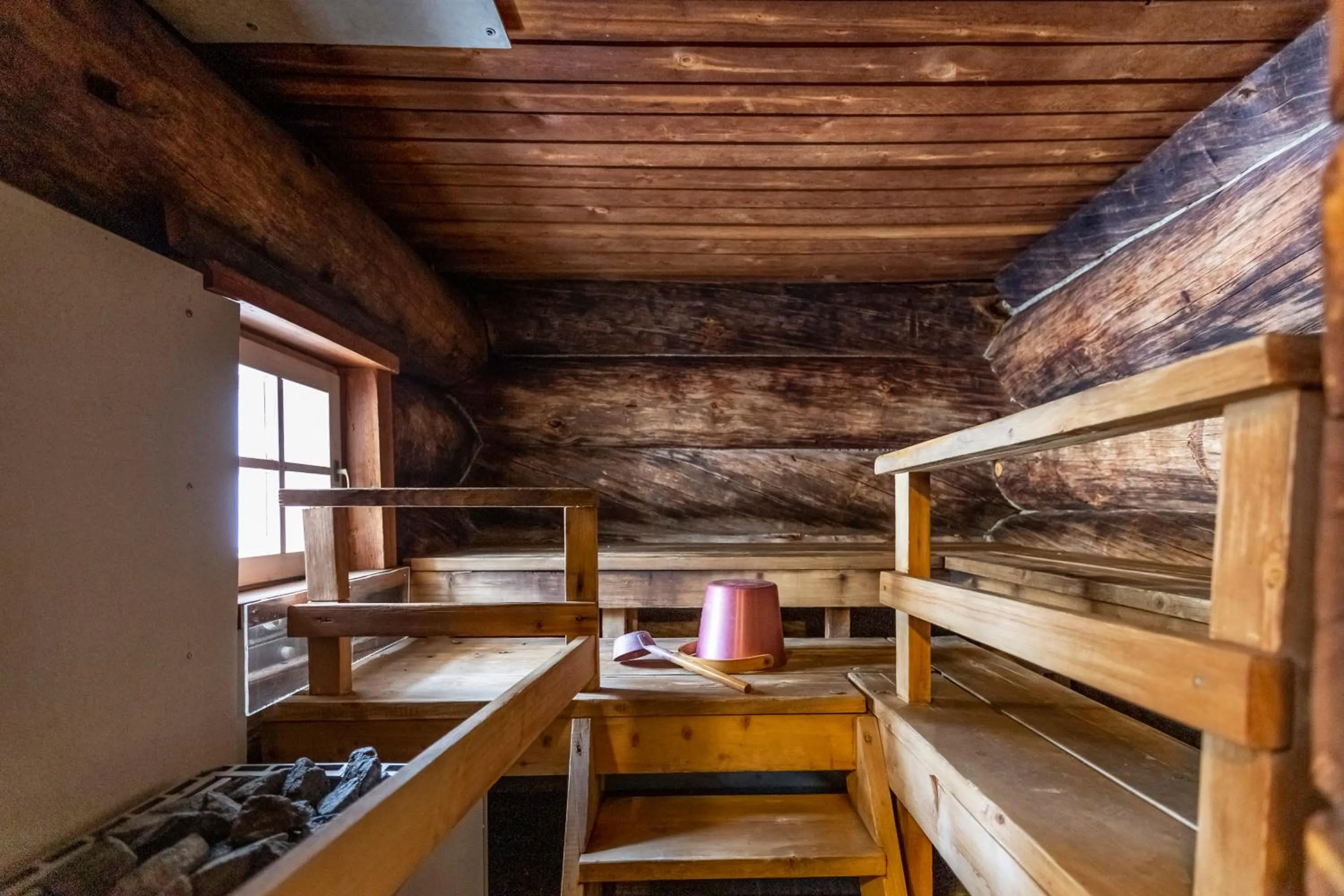 Two-Bedroom Apartment in Kuukkeli Hirvas Suite