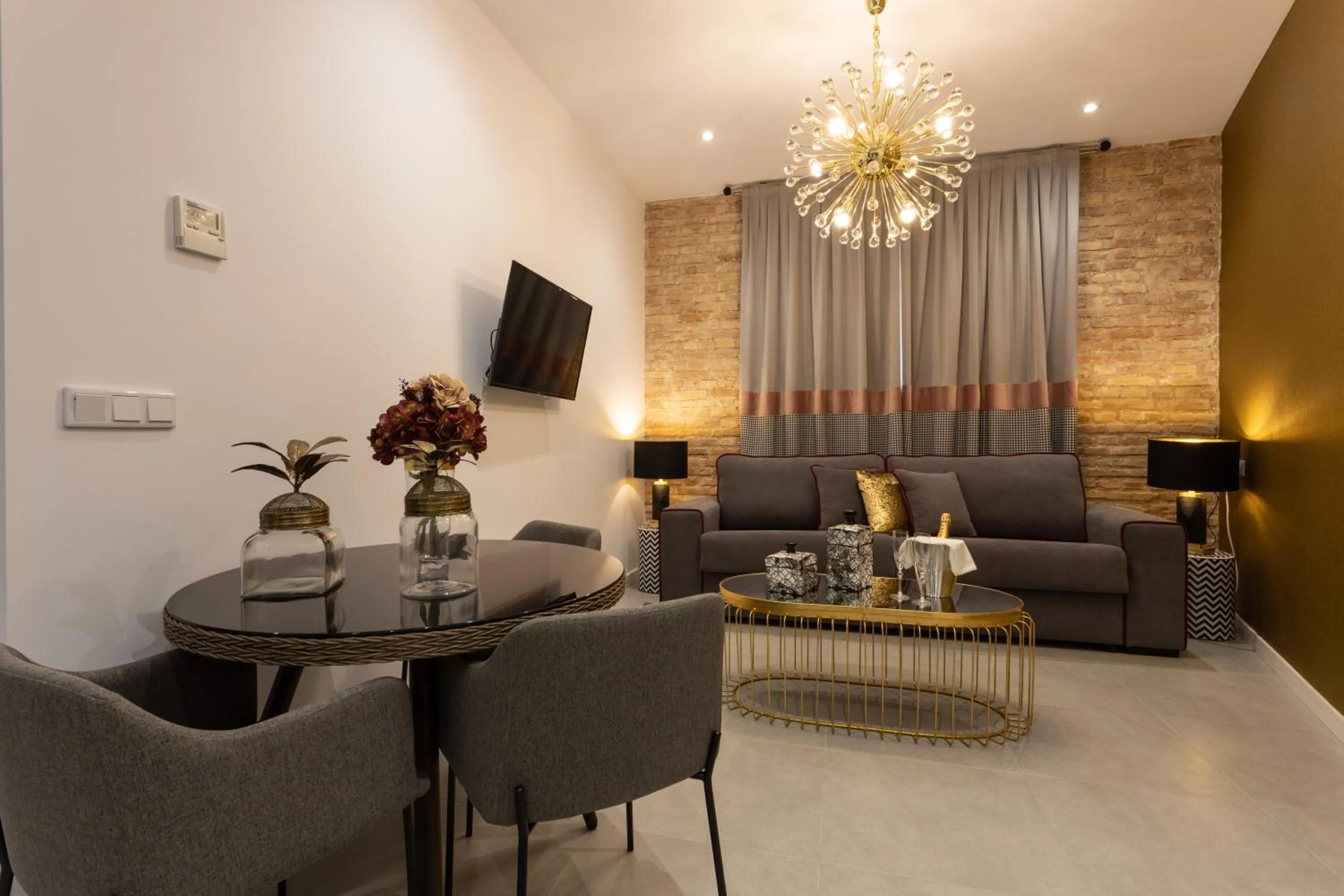 Living room in BiBo Suites Plaza Nueva