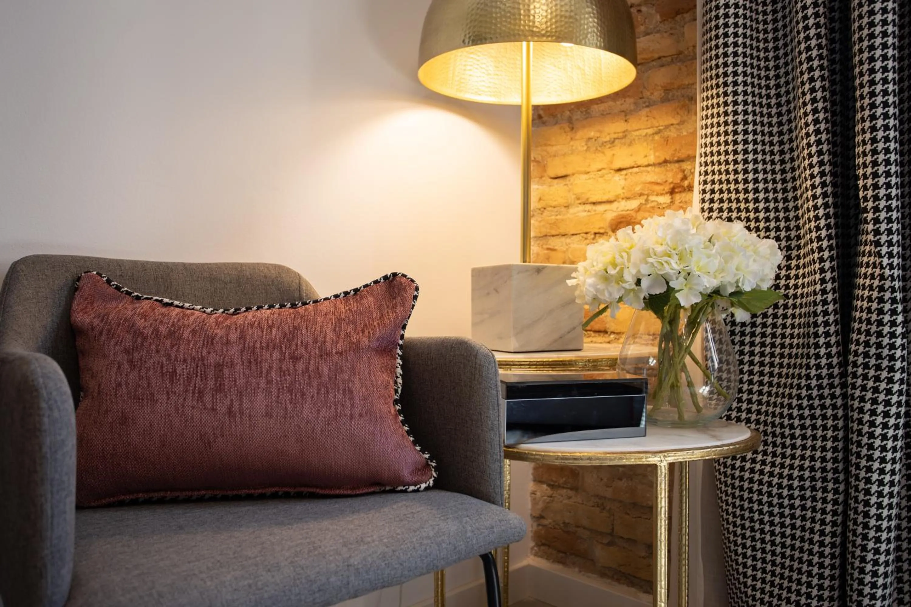 Living room in BiBo Suites Plaza Nueva