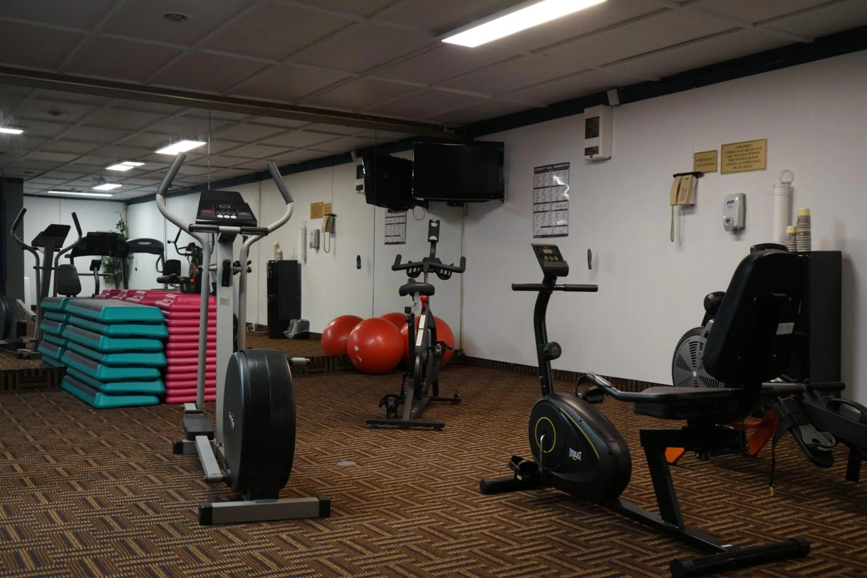 Sports in Jolly Roger Inn & Resort