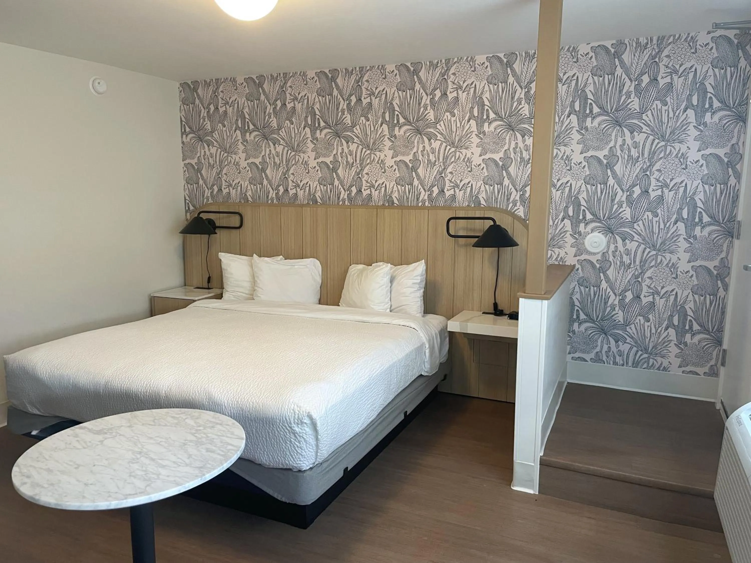 Bedroom, Bed in Hotel Moab Downtown