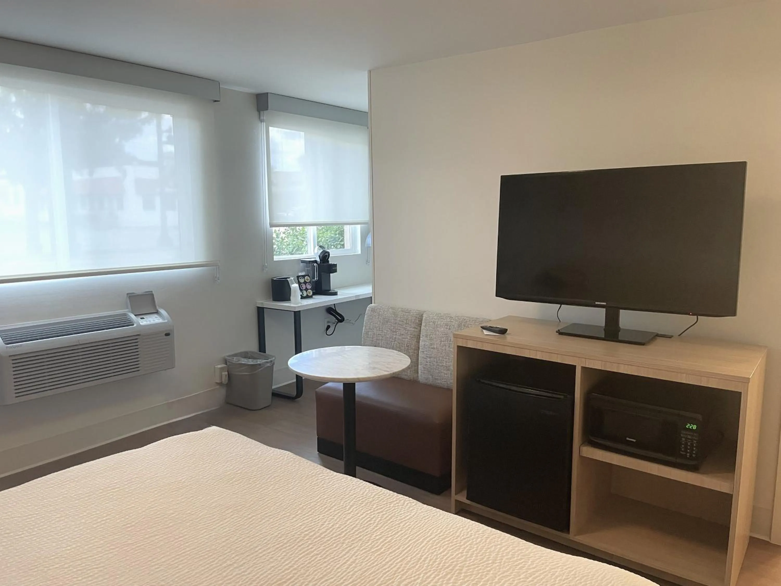 Bedroom, Bed in Hotel Moab Downtown