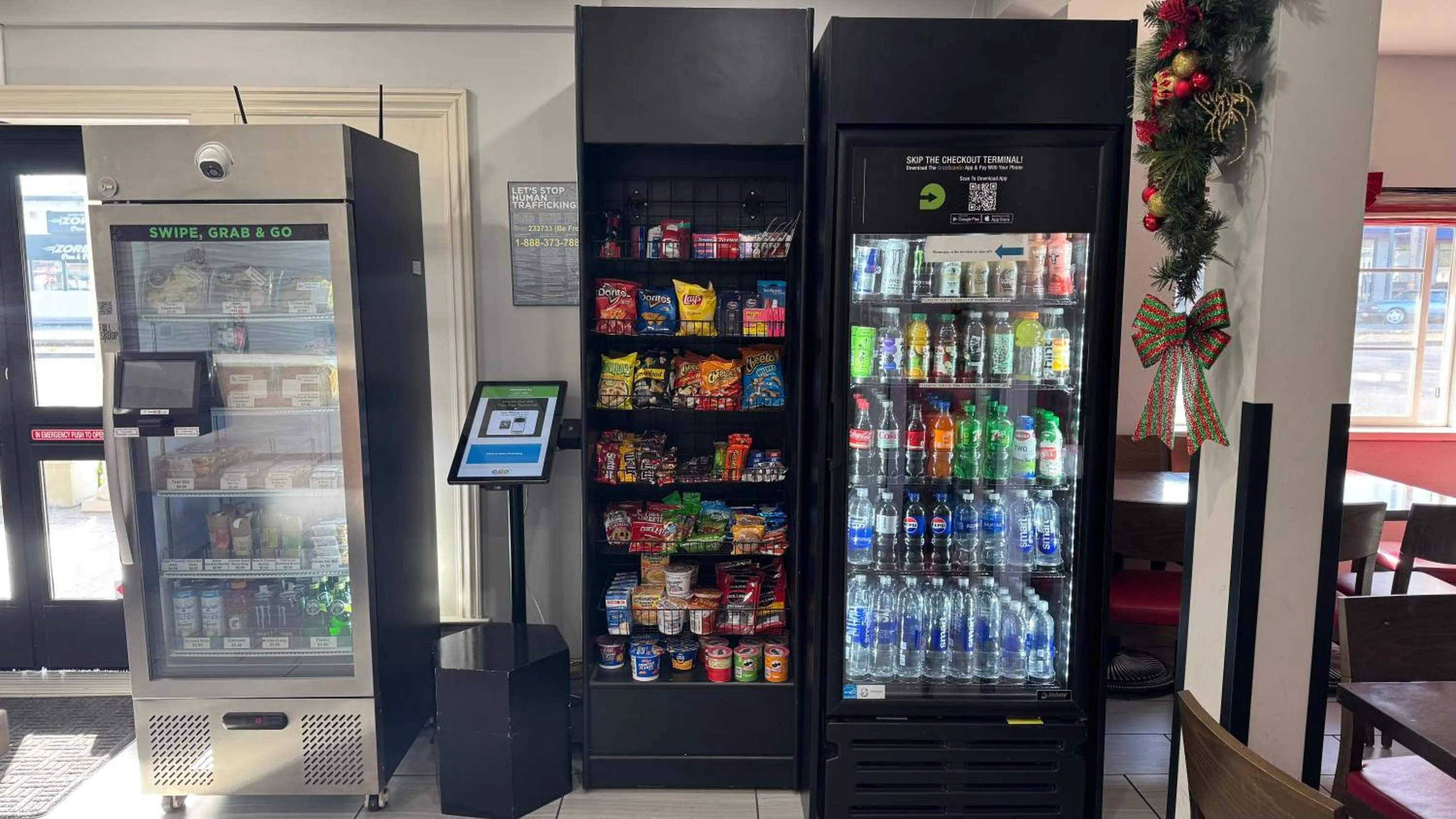 vending machine in Hotel 1550 - SFO Airport West