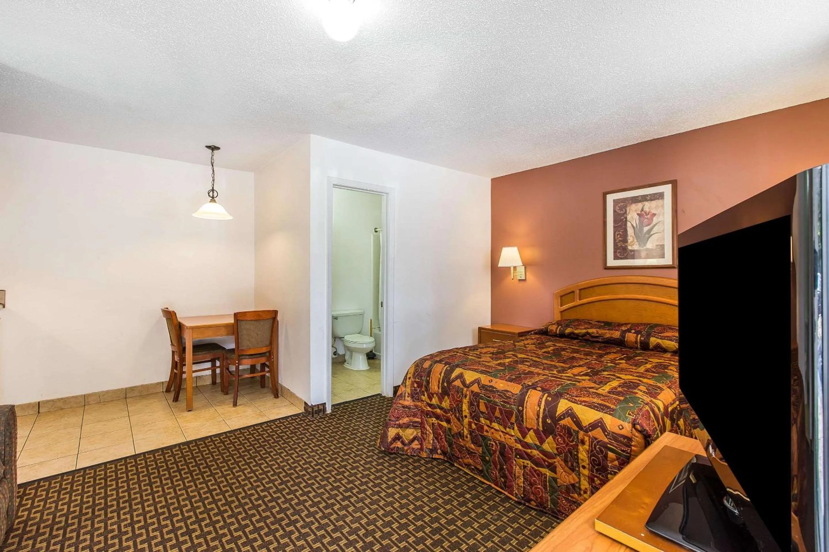 Photo of the whole room in Suburban Studios Abercorn