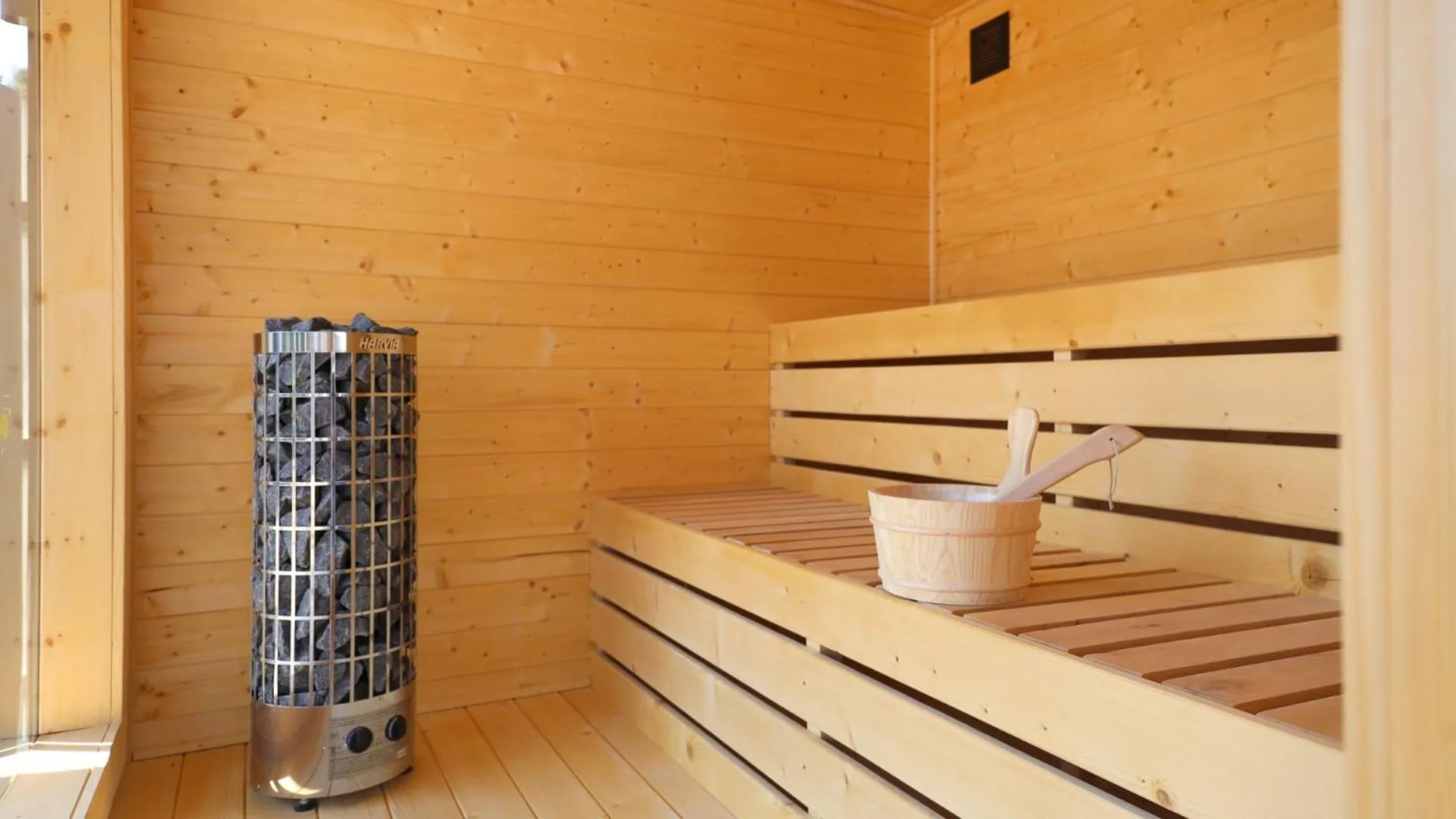 Sauna in Dworek Różany Hotel & Restauracja