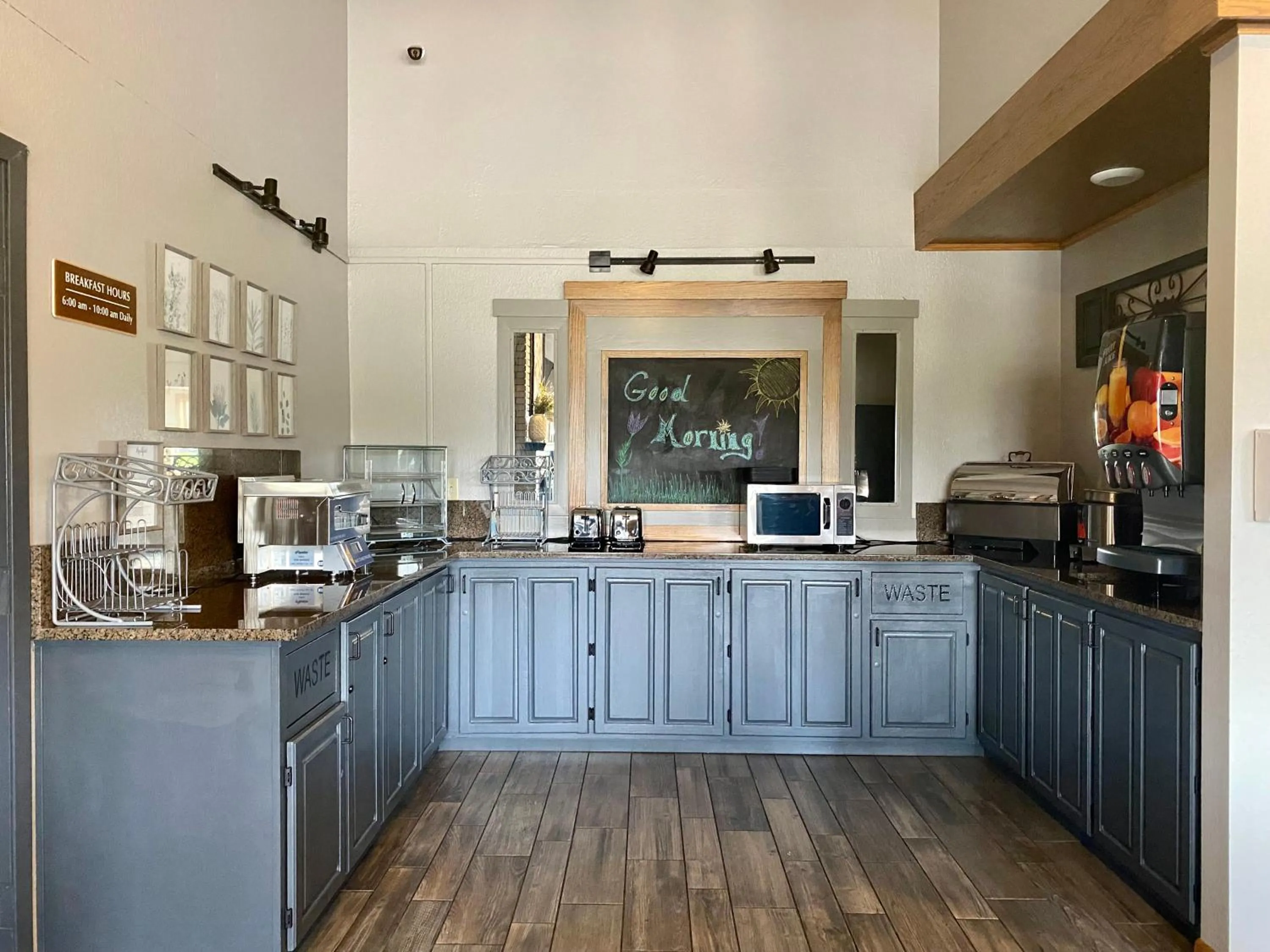 Breakfast in AmericInn by Wyndham New Richmond