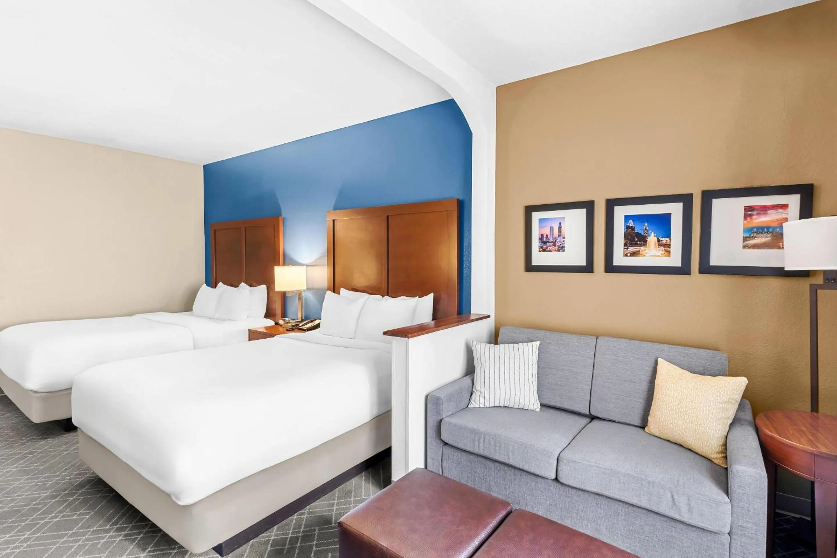 Bedroom, Bed in Comfort Suites Daphne - Mobile East Bay