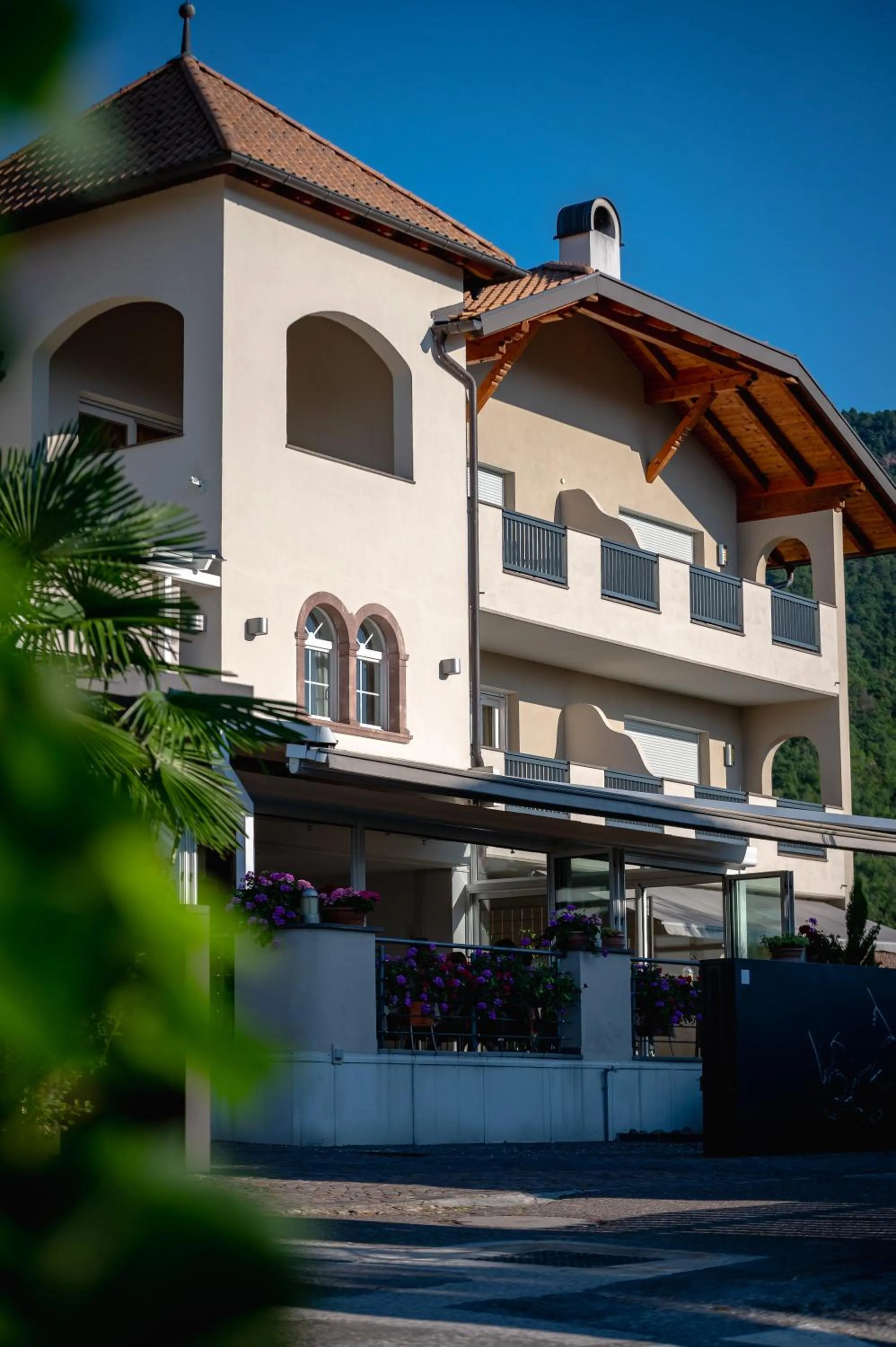 Property building in Garni Hotel Peterlinhof