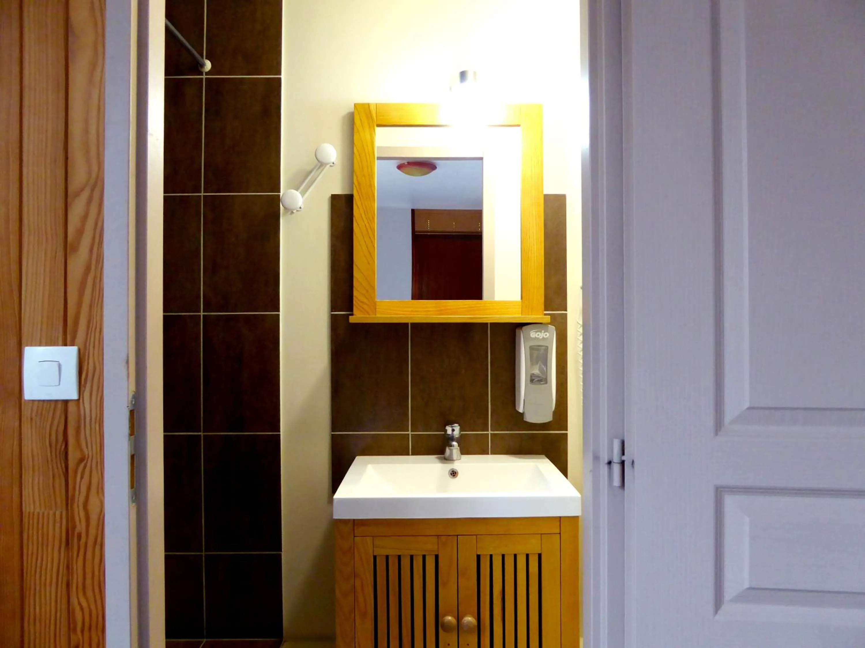 Bathroom in Hôtel de la Gare