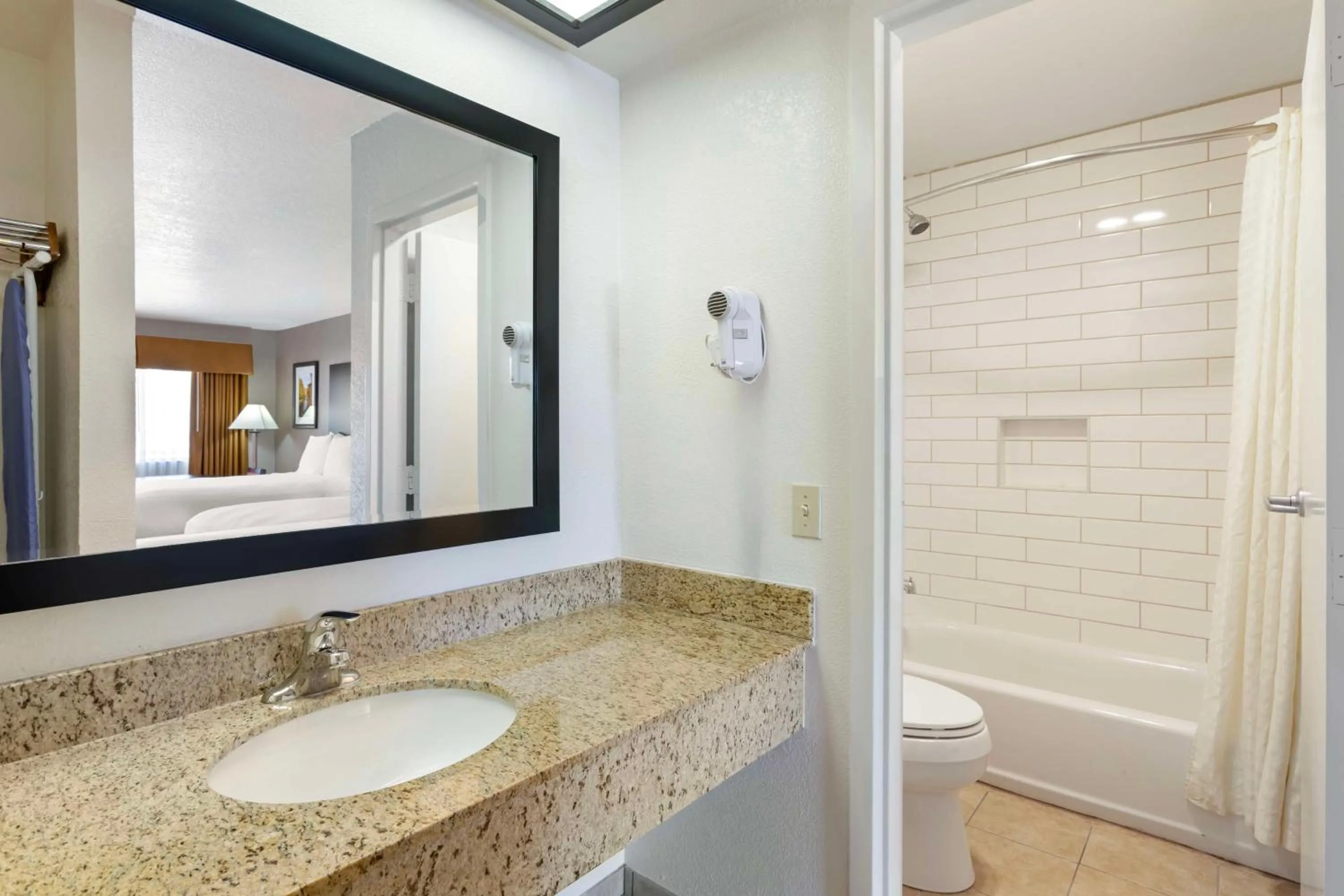 Bathroom in Best Western Sawmill Inn