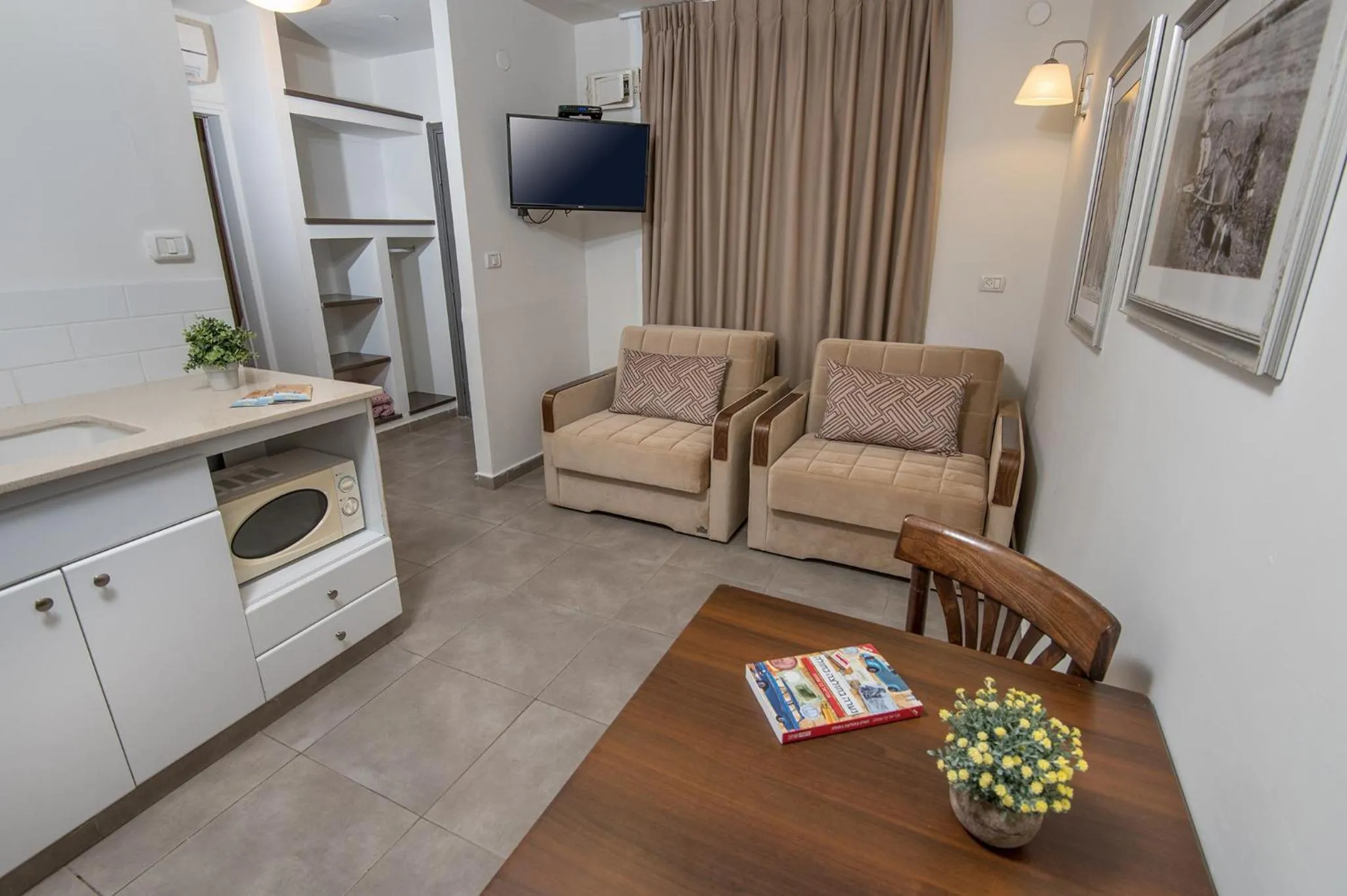 Kitchen or kitchenette in Degania Bet Kibbutz Country Lodging