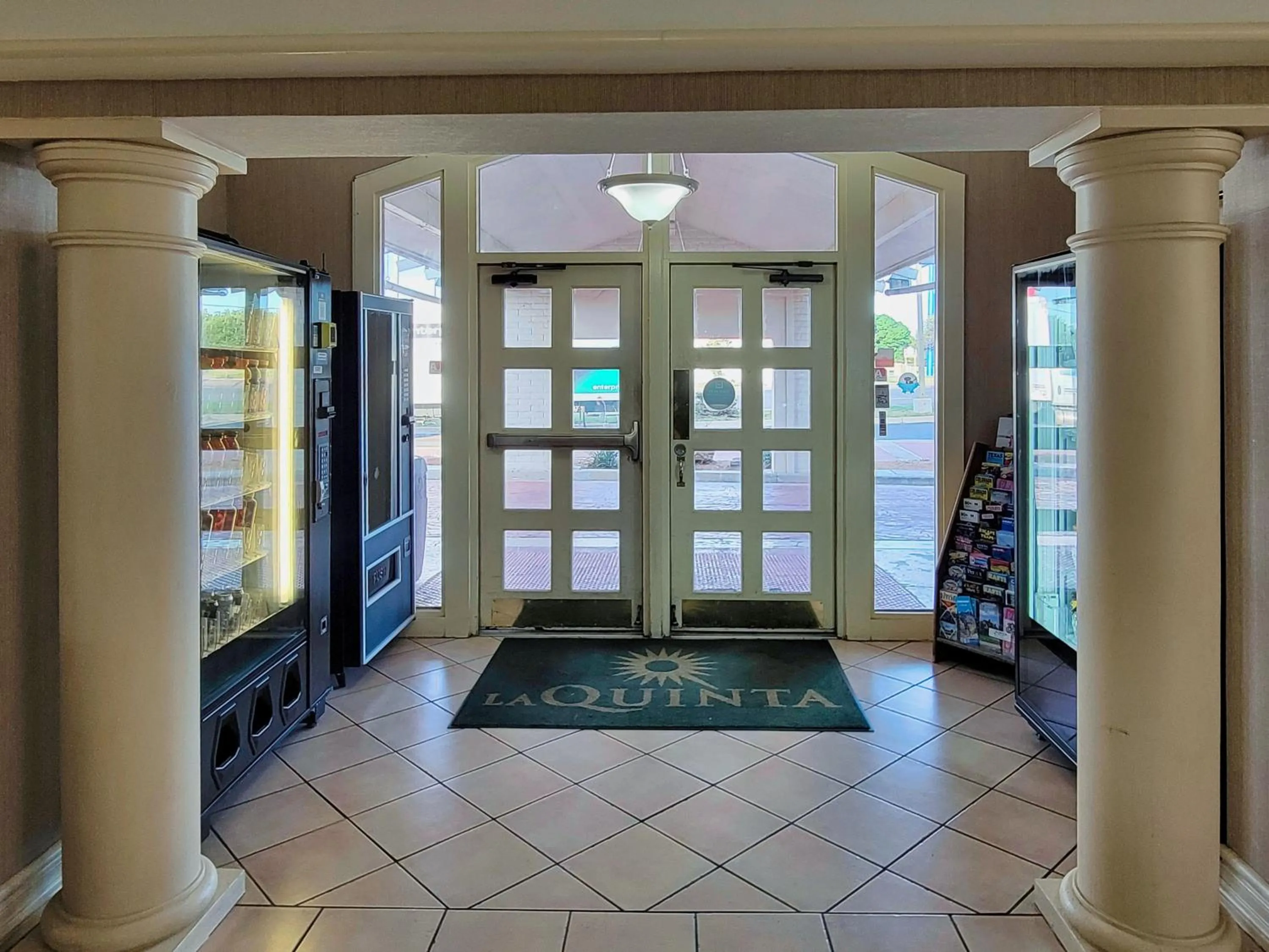 Facade/entrance in La Quinta Inn by Wyndham Amarillo West Medical Center