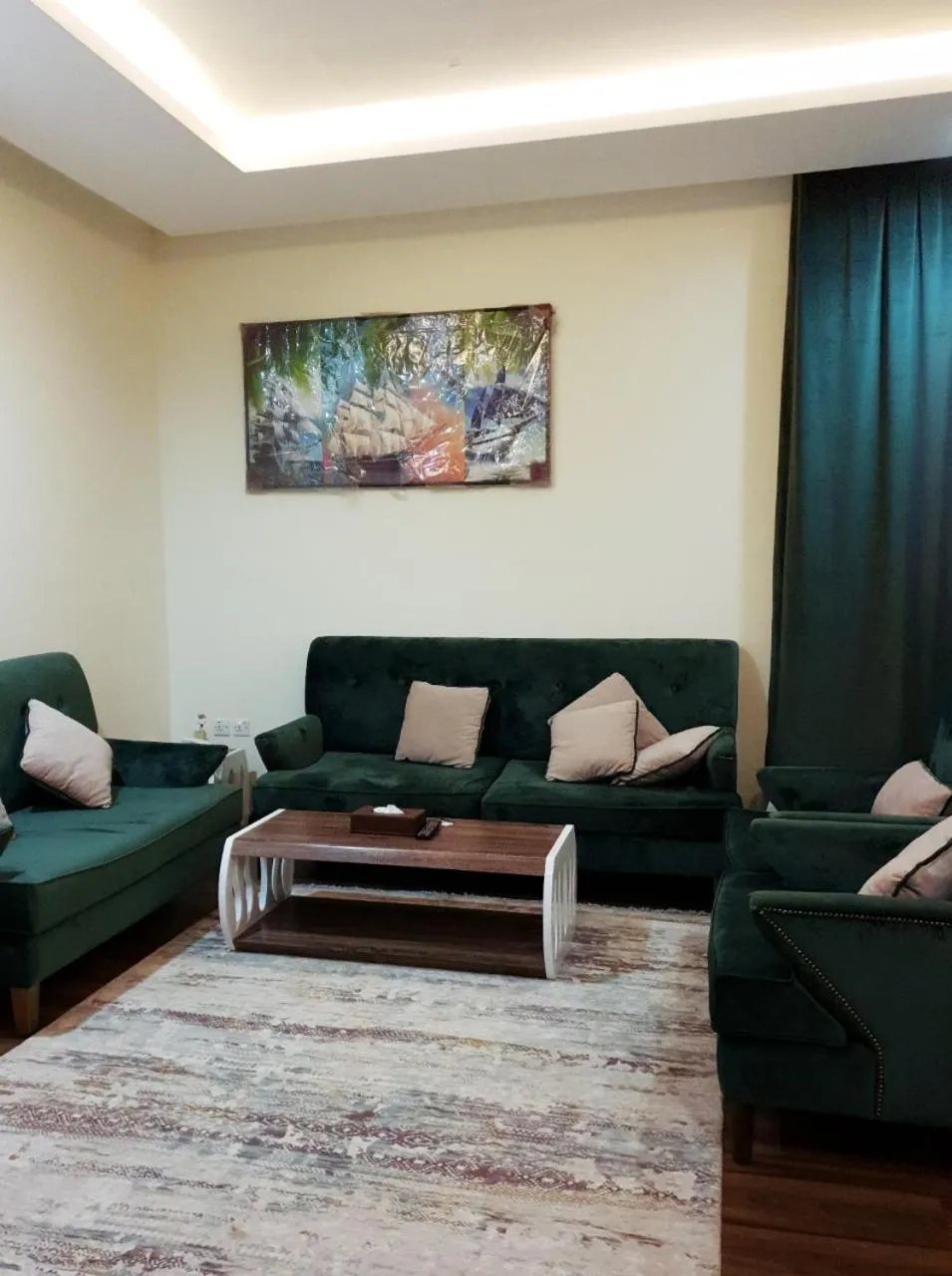 Living room in هذه ليلتي فرع اليرموك- This Lailaty Al Yarmouk Branch