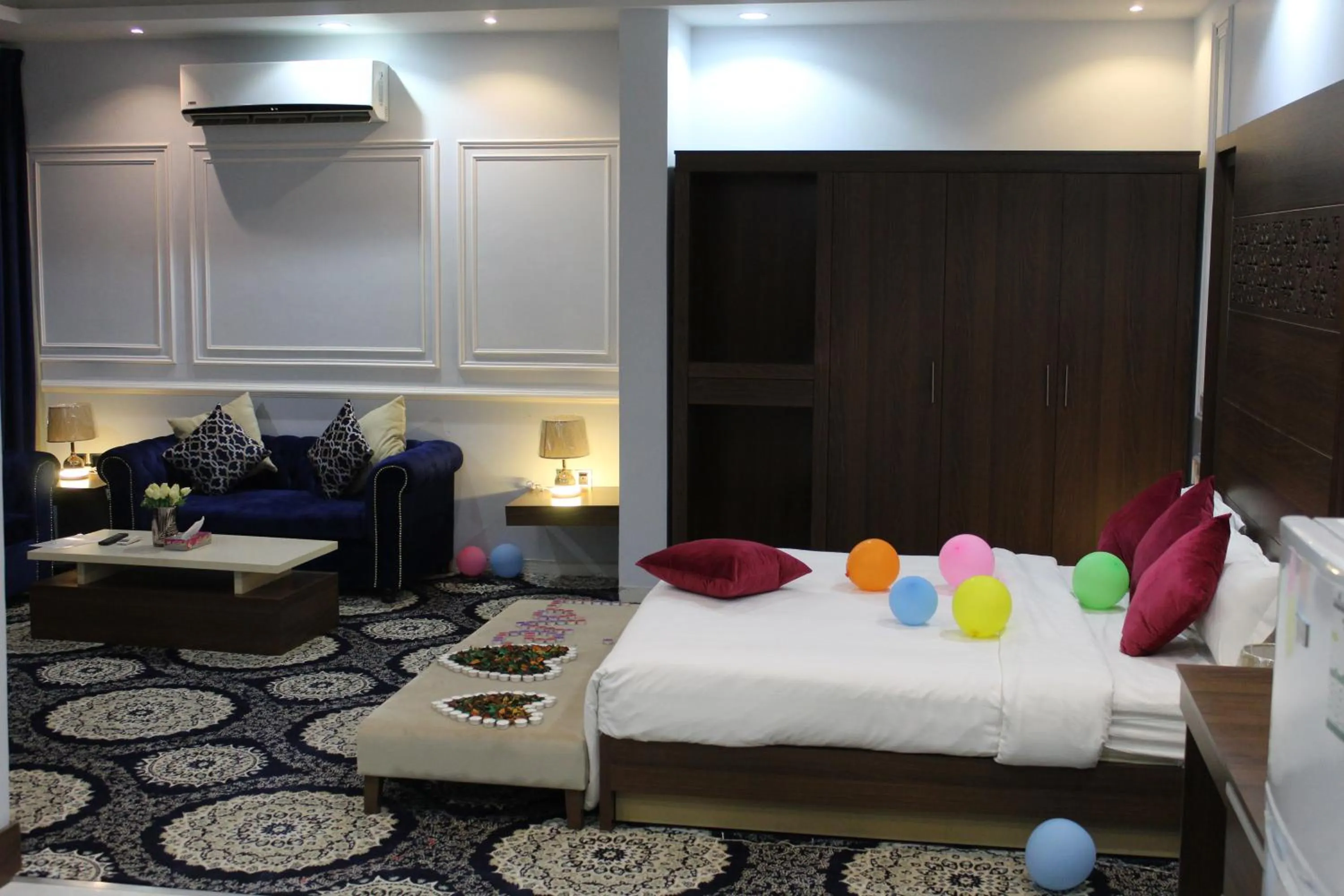 Bedroom, Bed in هذه ليلتي فرع اليرموك- This Lailaty Al Yarmouk Branch