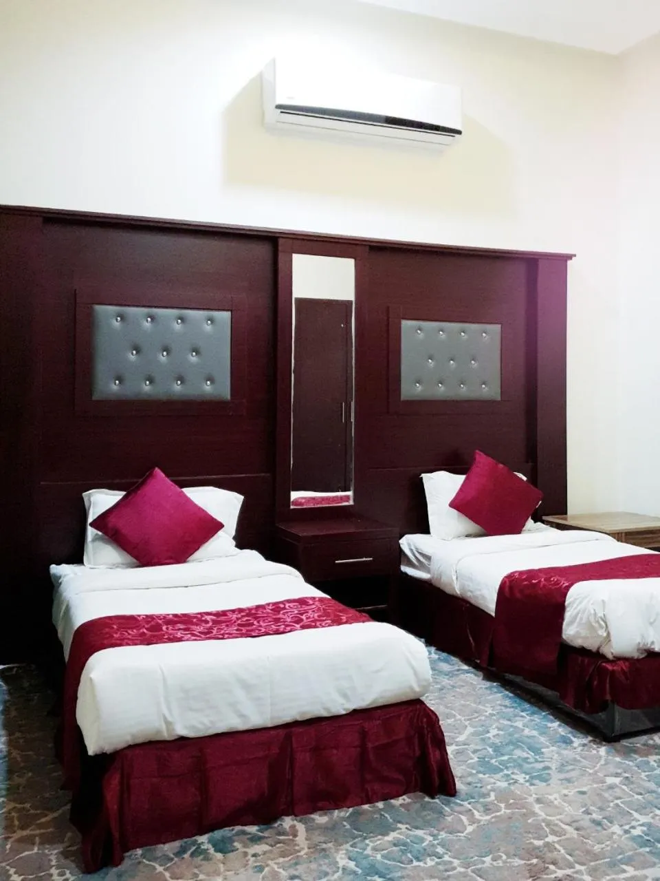 Bedroom, Bed in هذه ليلتي فرع اليرموك- This Lailaty Al Yarmouk Branch