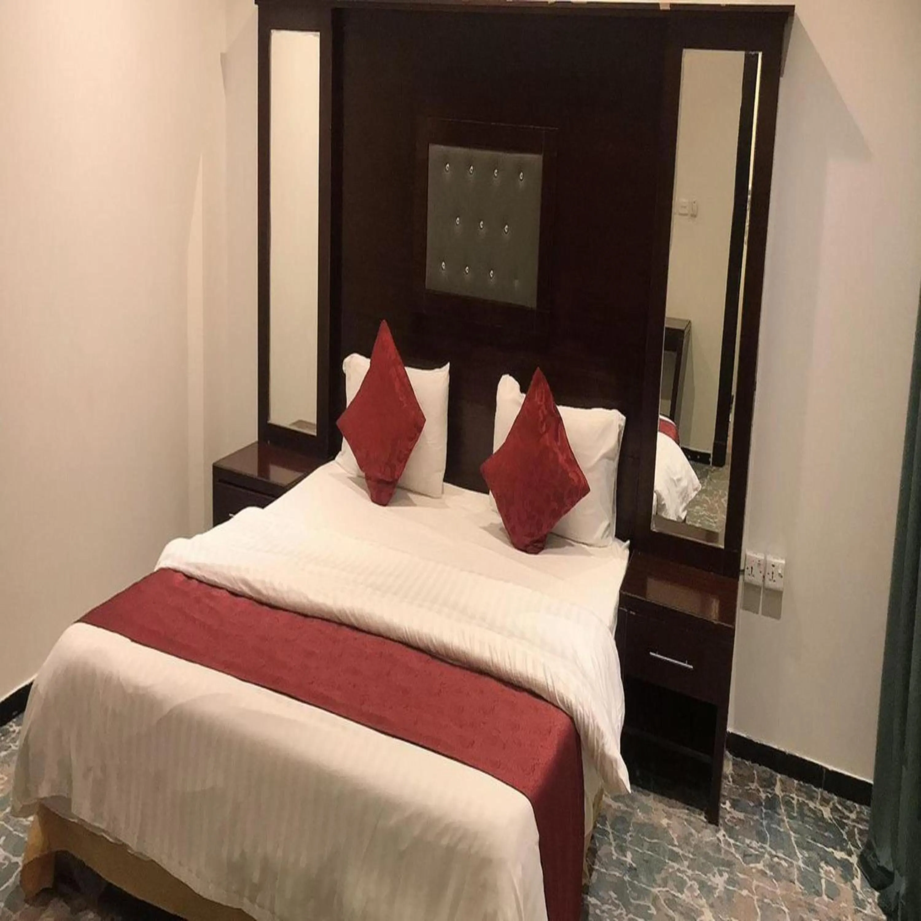 Bed in هذه ليلتي فرع اليرموك- This Lailaty Al Yarmouk Branch