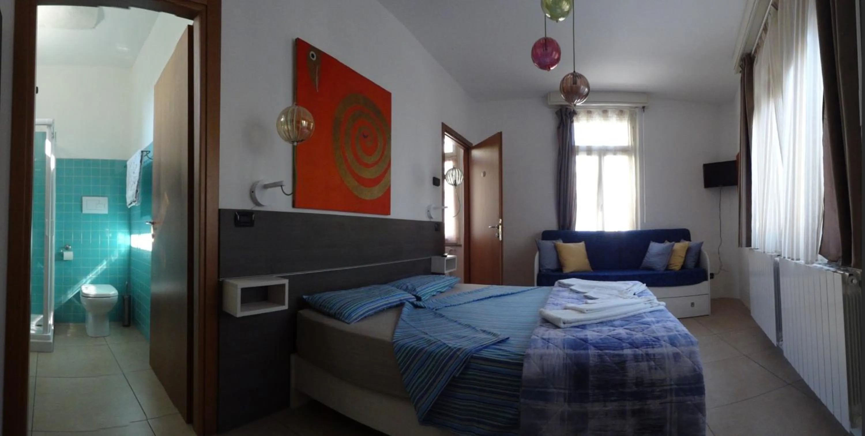 Photo of the whole room, Bed in Prenditempo