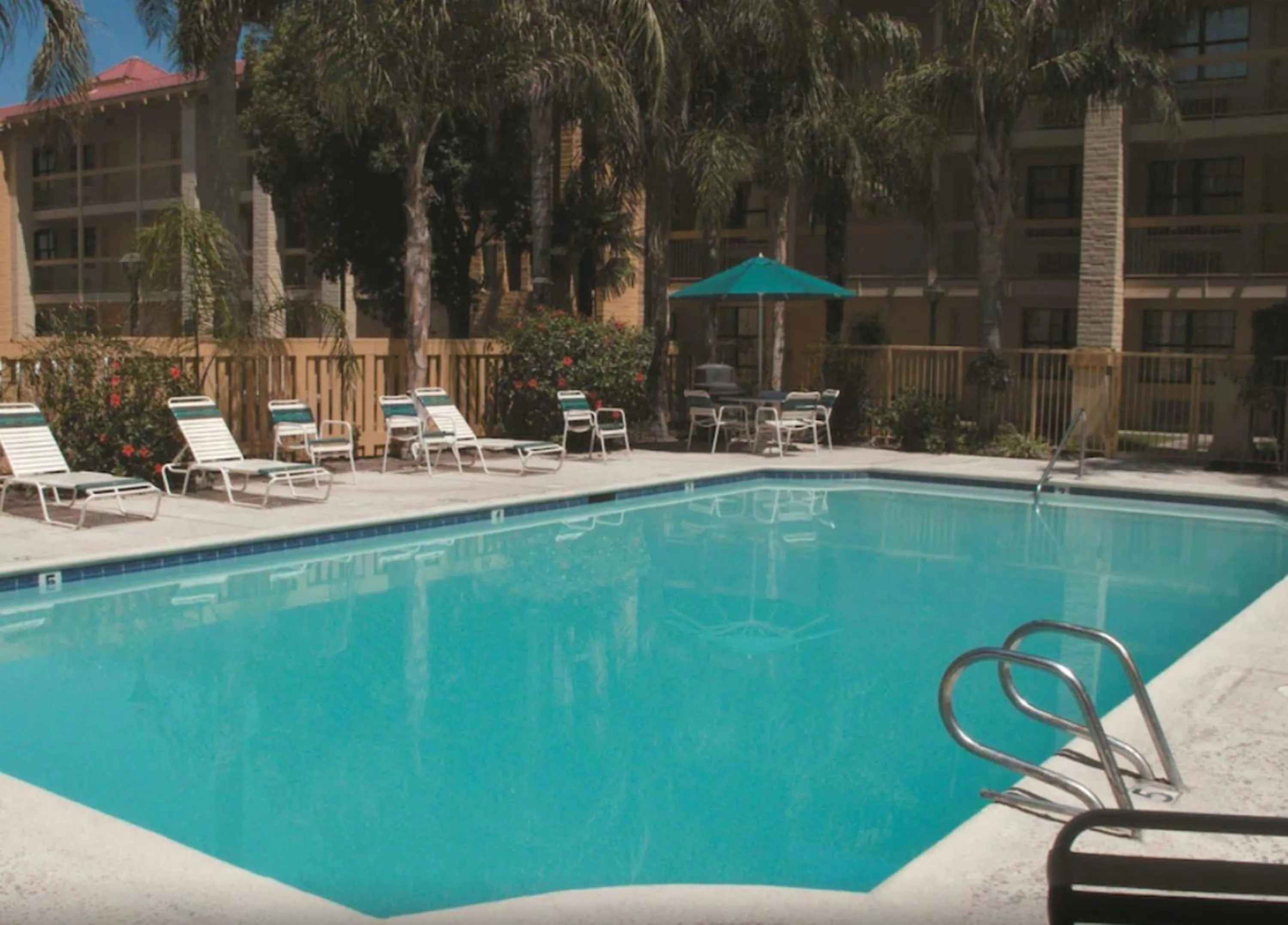 Pool view in La Quinta Inn by Wyndham Bakersfield South