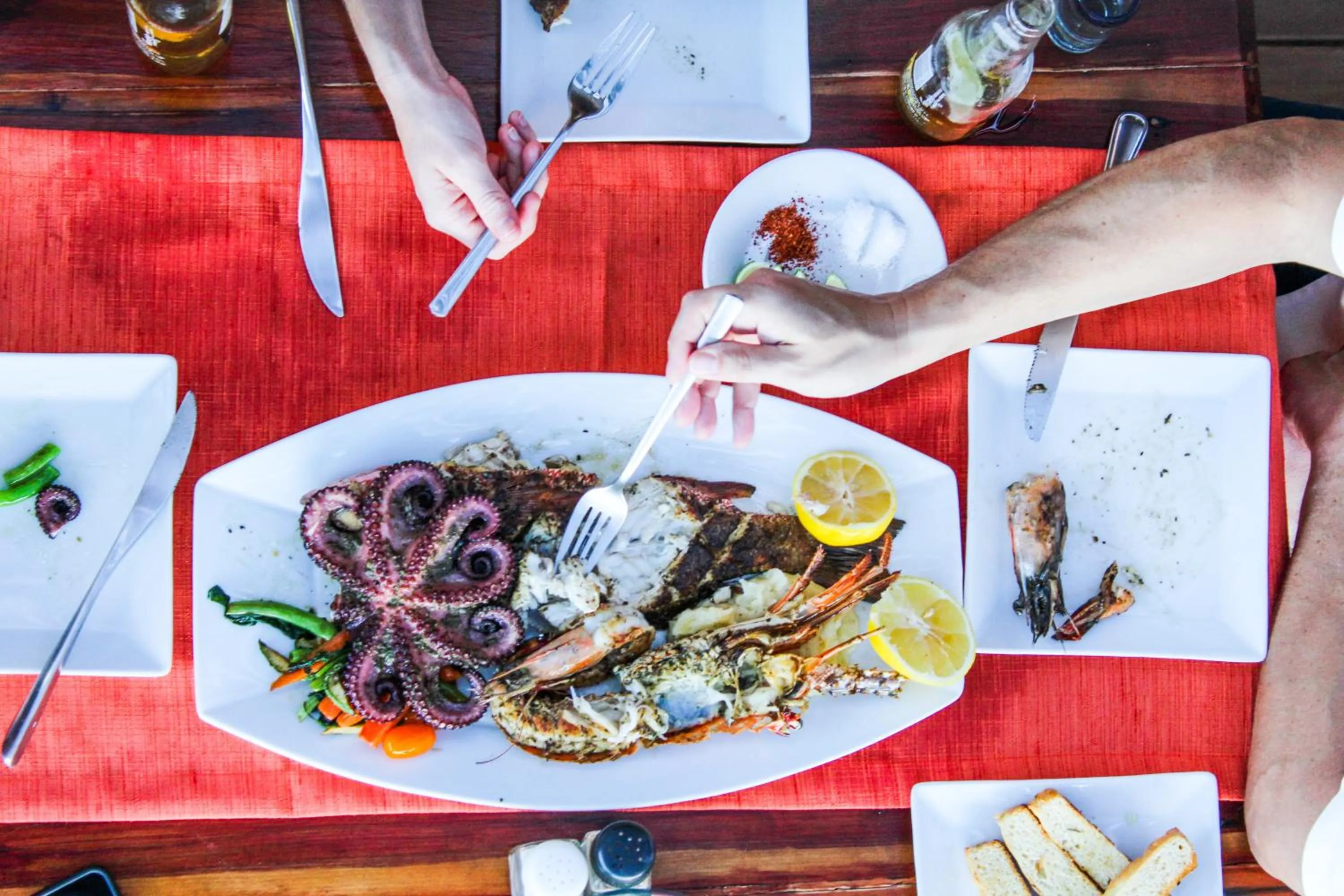 Restaurant/places to eat in Hotel Piedra Escondida