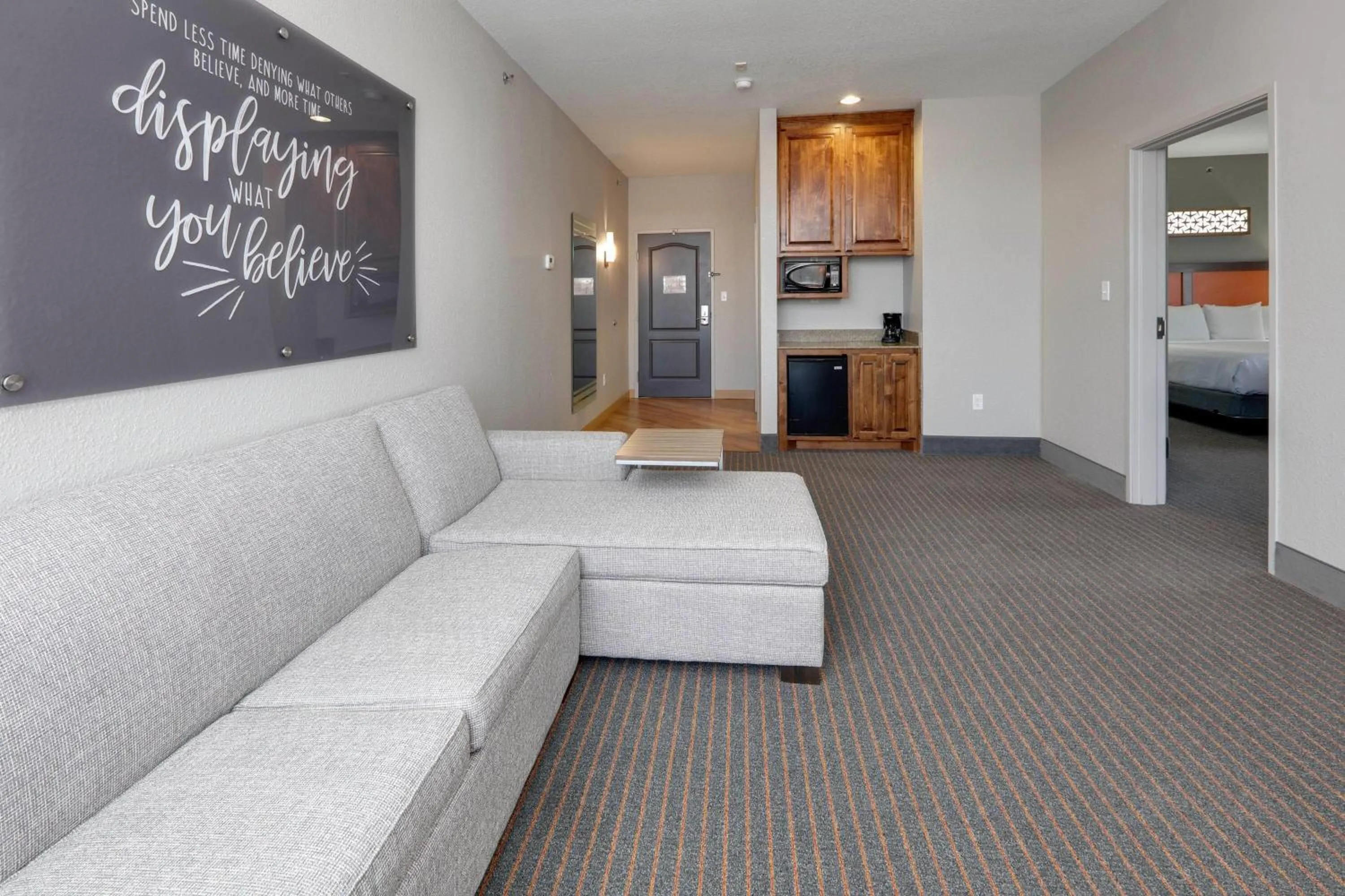 Photo of the whole room in La Quinta by Wyndham Dallas Love Field