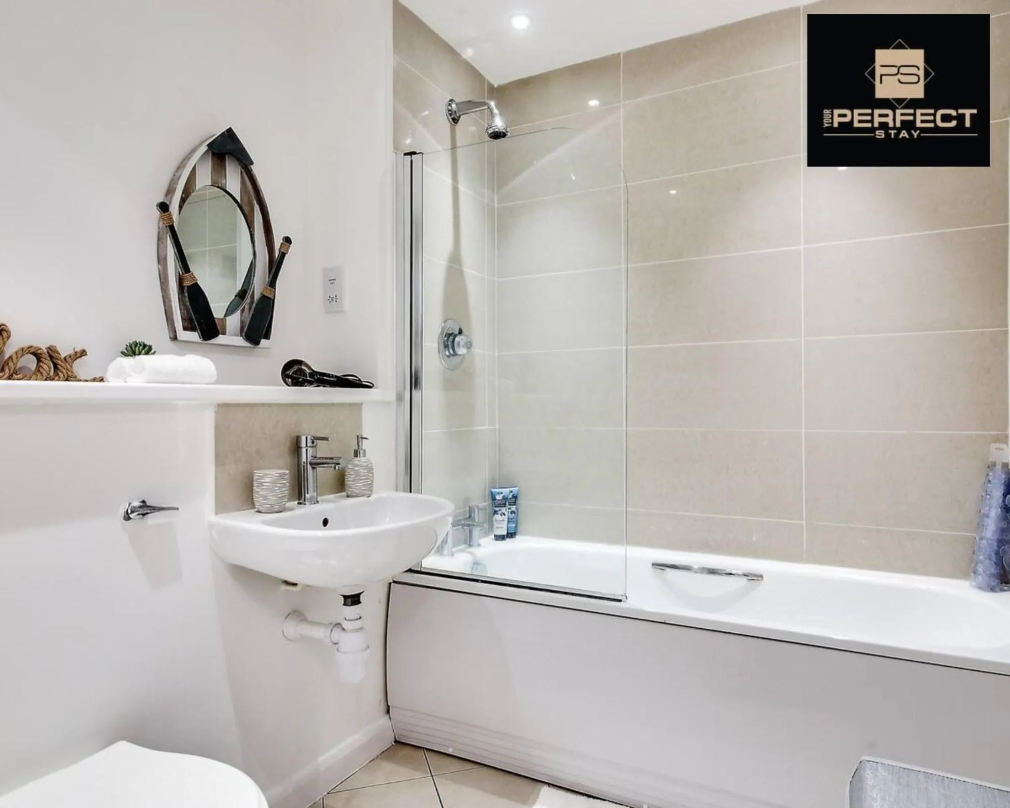 Shower in Elite residence Skyline By Your Perfect Stay Short Lets Birmingham