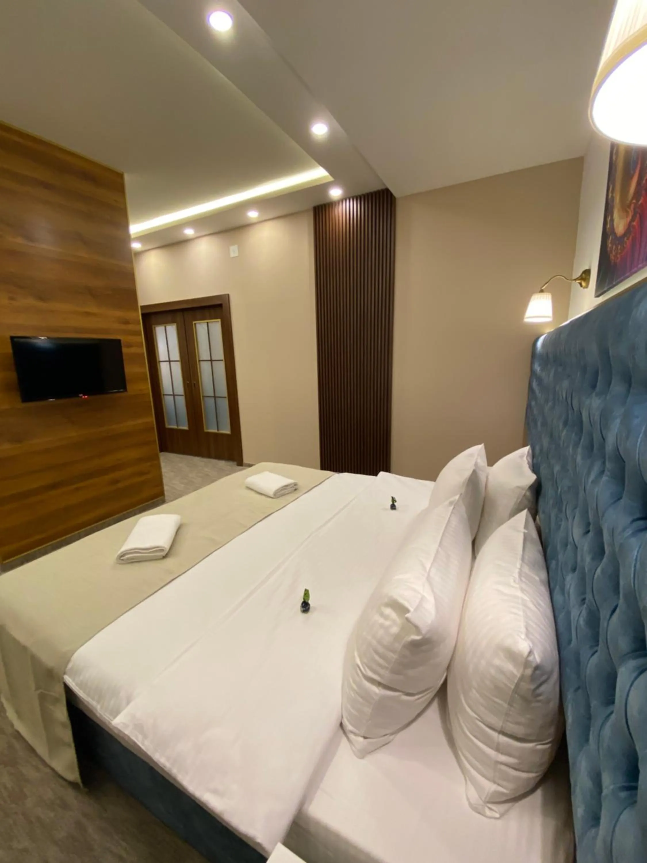 Bed in Luxury Rooms Skadarlija