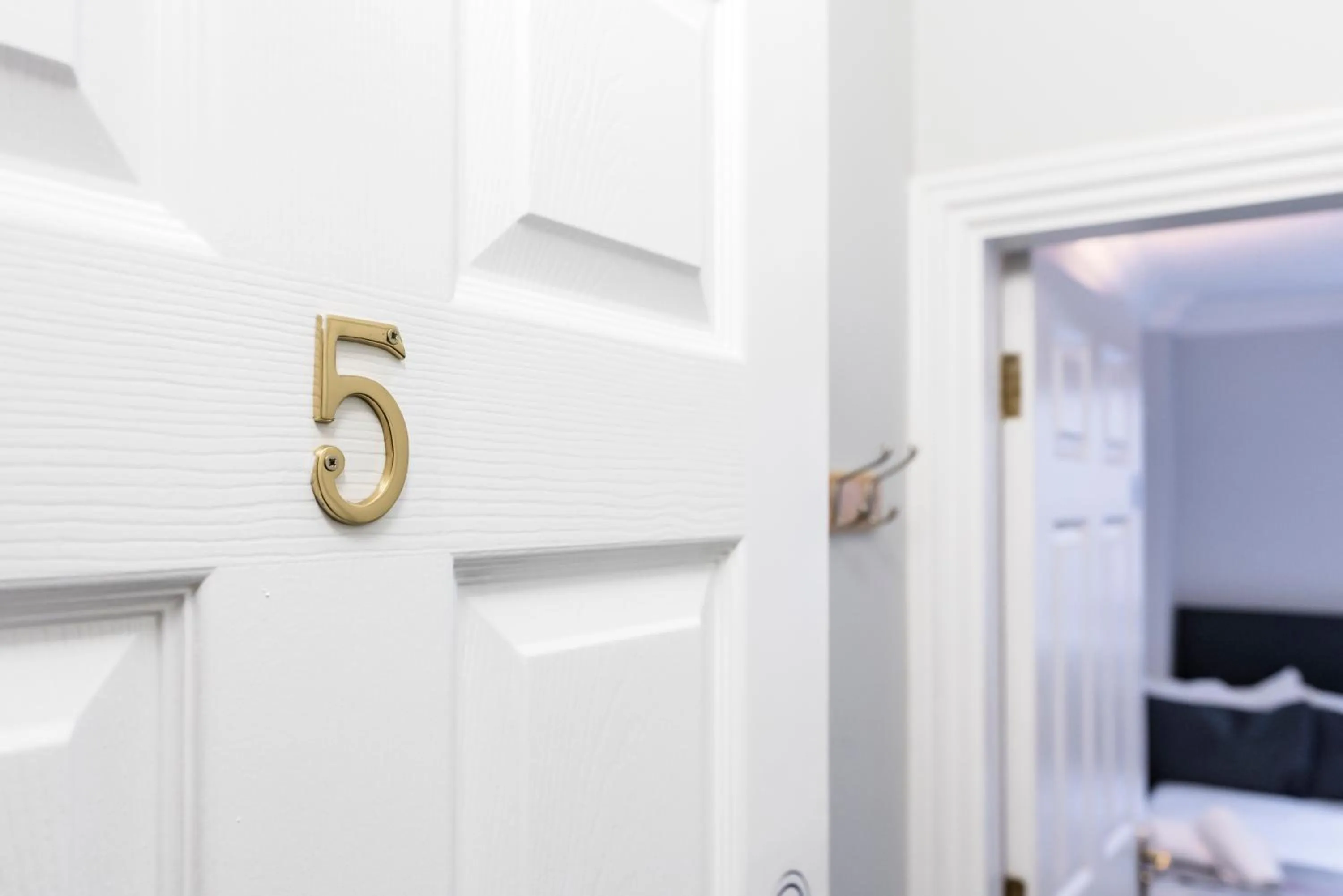 1 Riverside Apartments